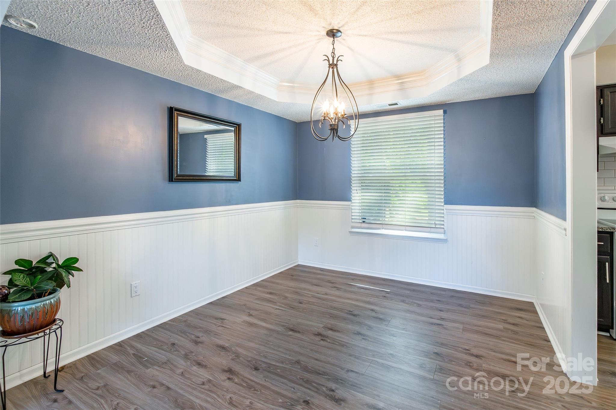 8909 Raven Park Drive Property Photo 8