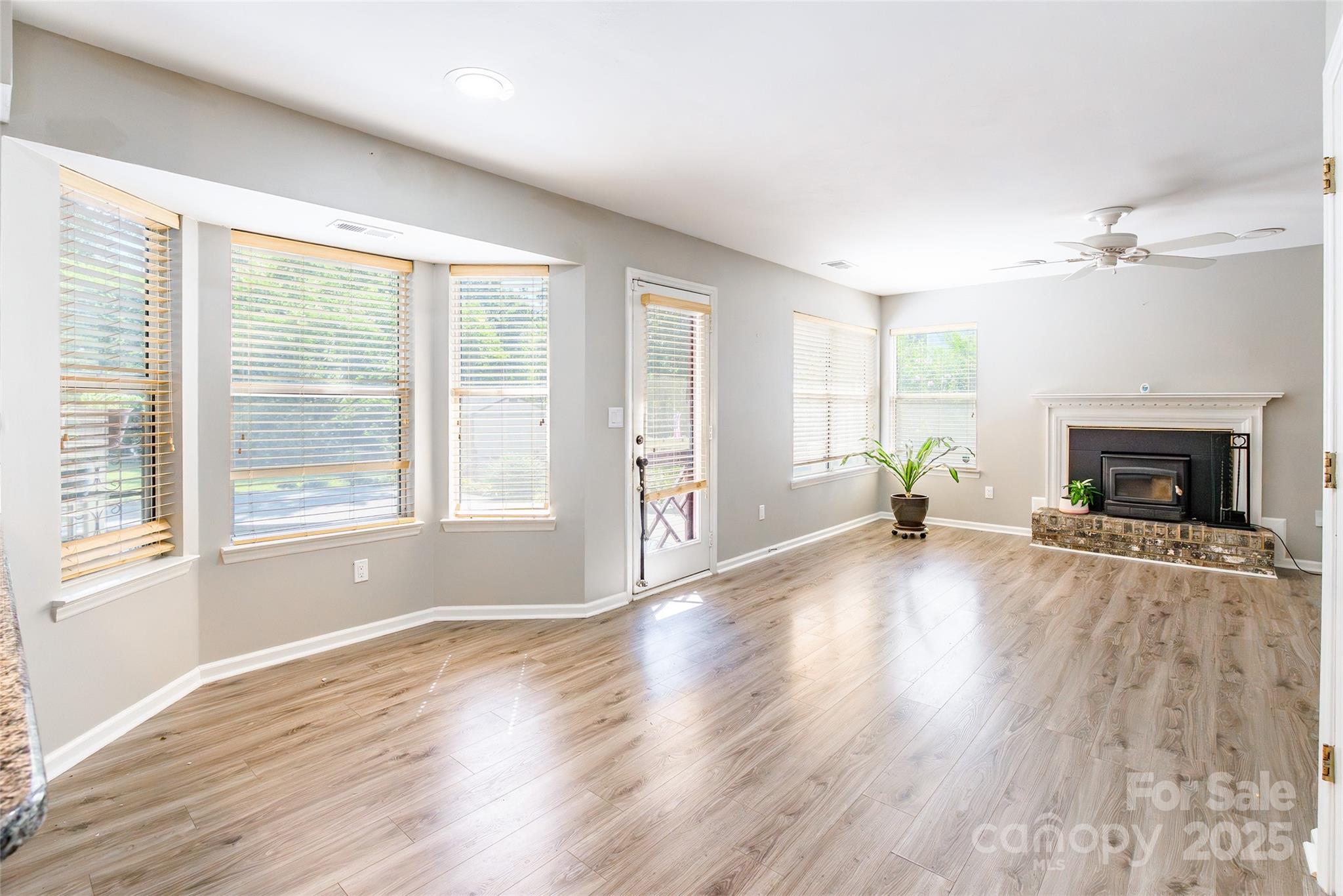 8909 Raven Park Drive Property Photo 15