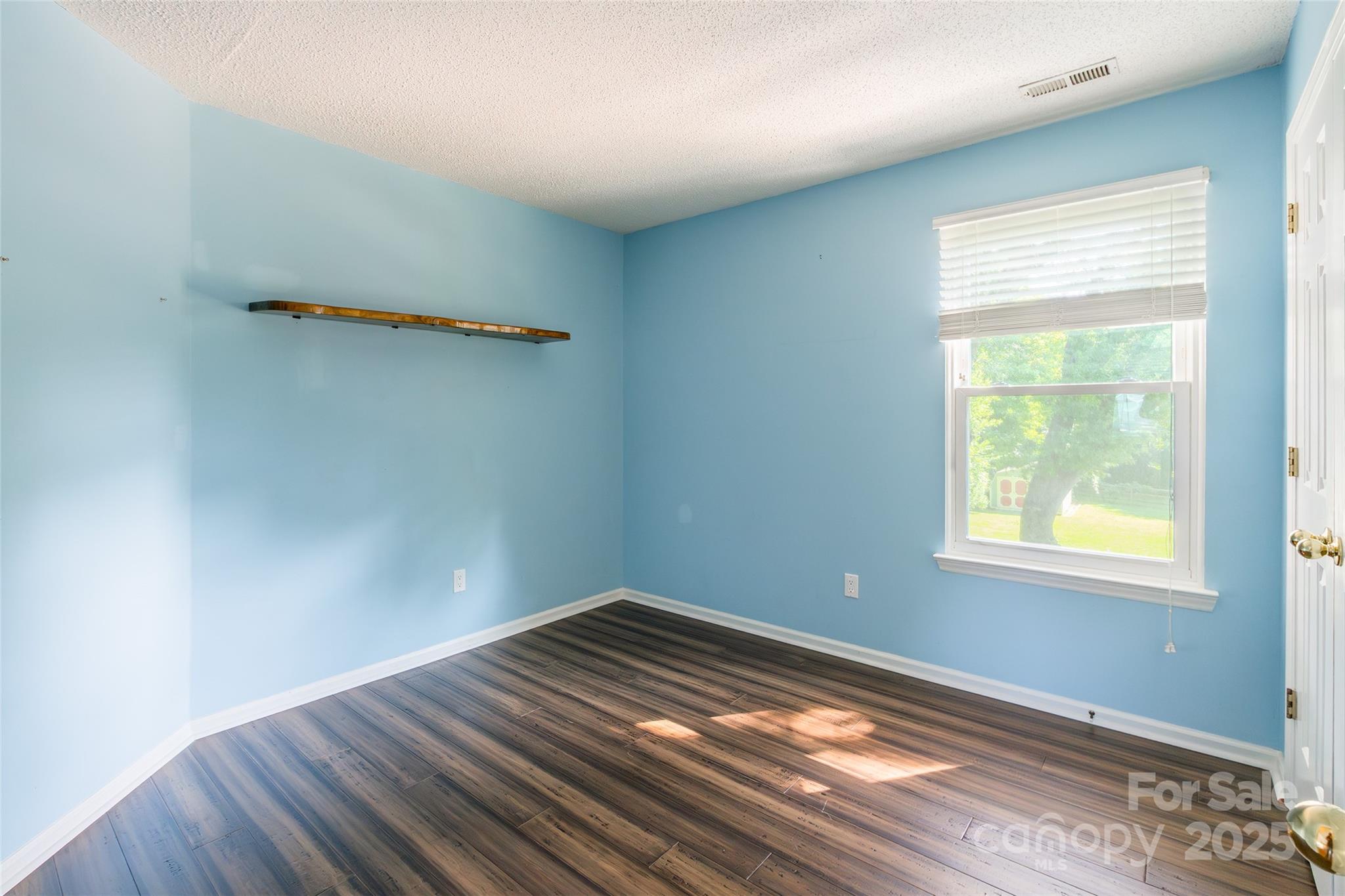 8909 Raven Park Drive Property Photo 28
