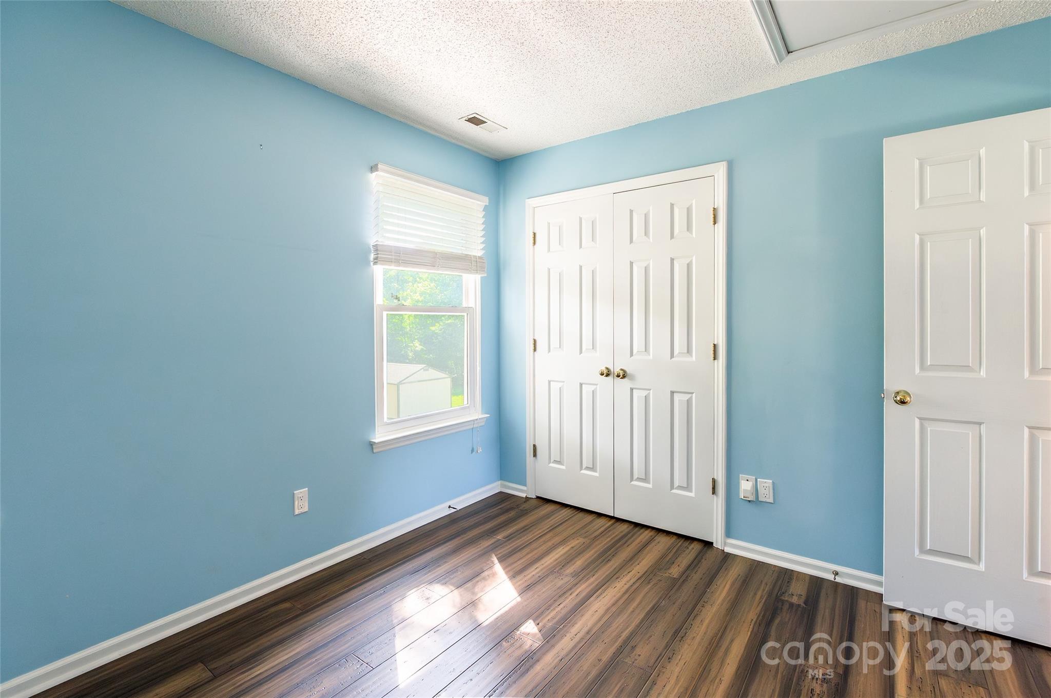 8909 Raven Park Drive Property Photo 29