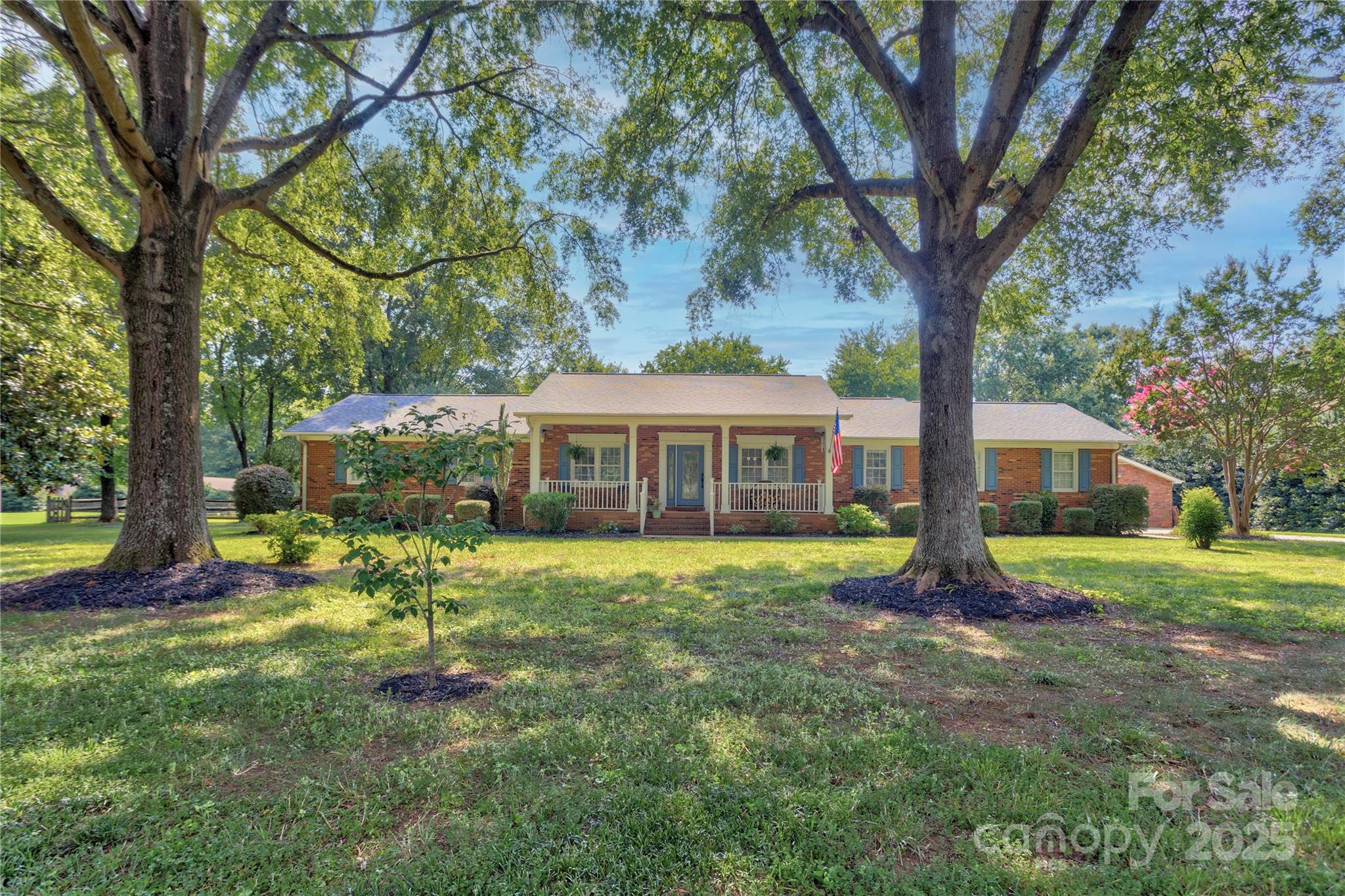 1640 Old Harmony Drive Property Photo 1