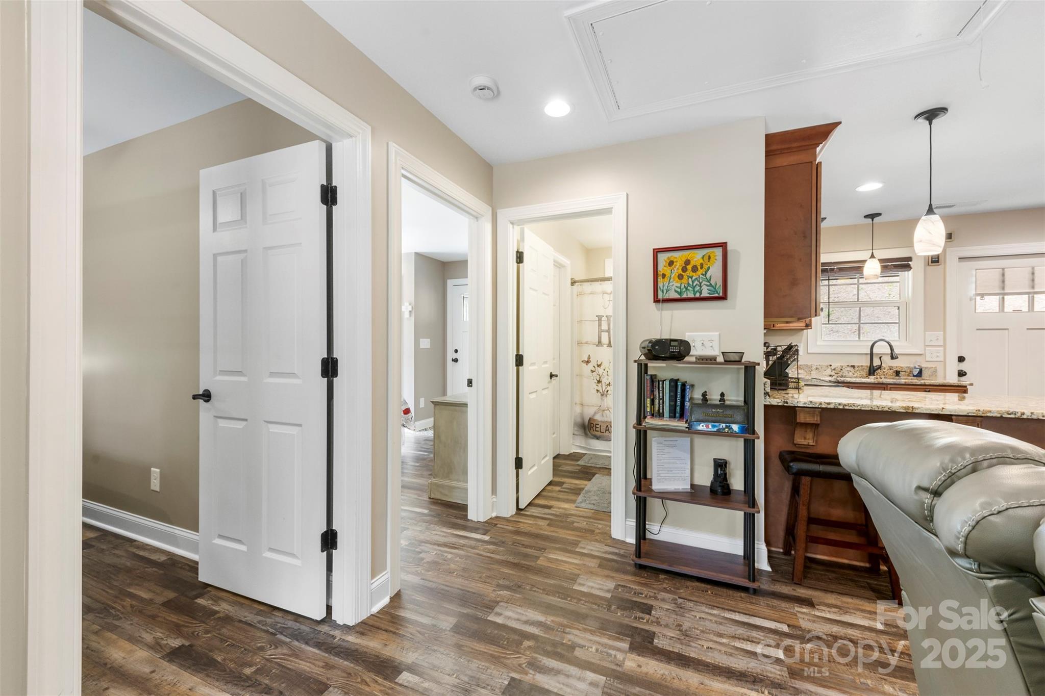 8333 Catawba Cove Drive 9 Property Photo 16