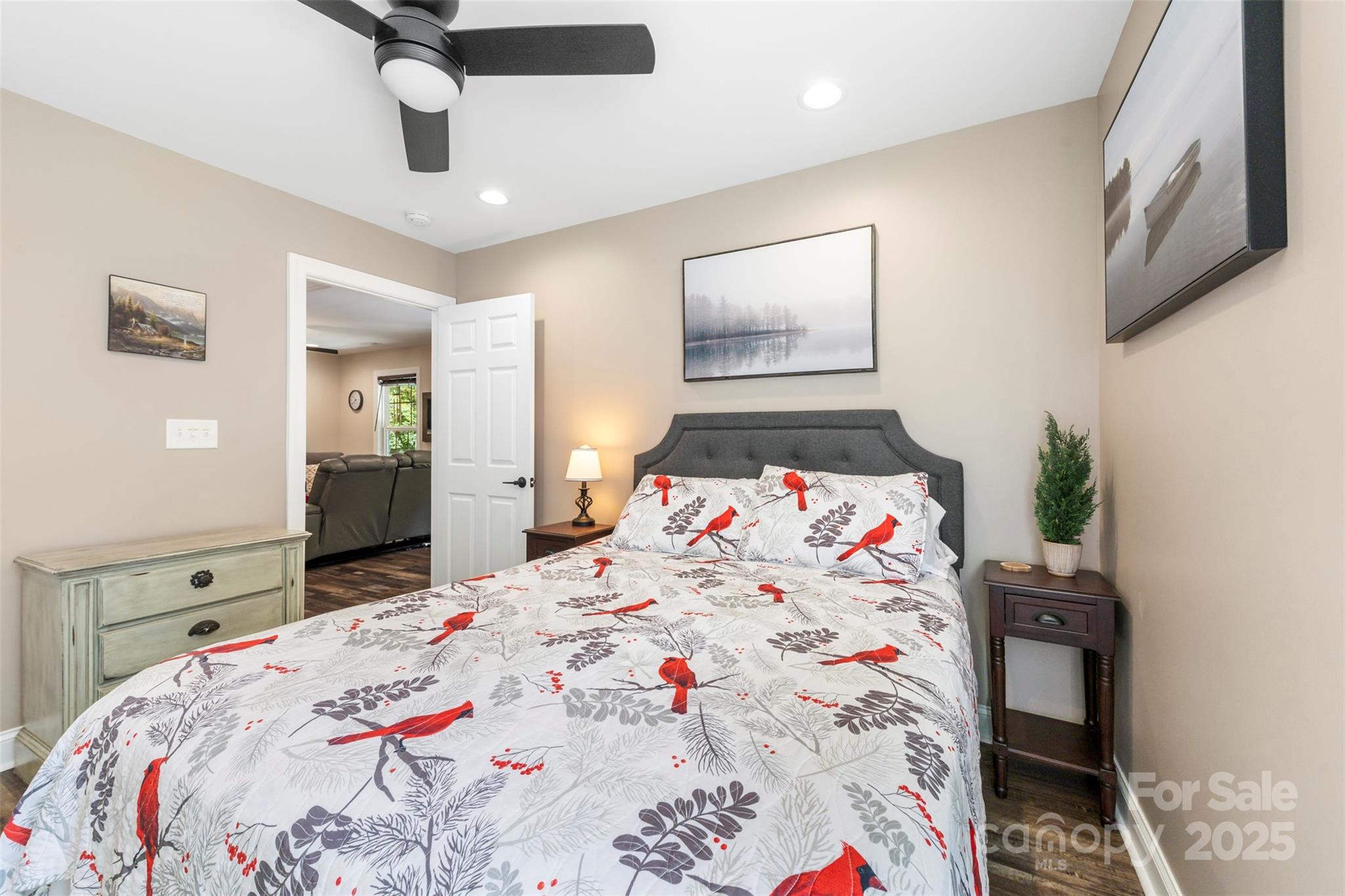 8333 Catawba Cove Drive 9 Property Photo 23