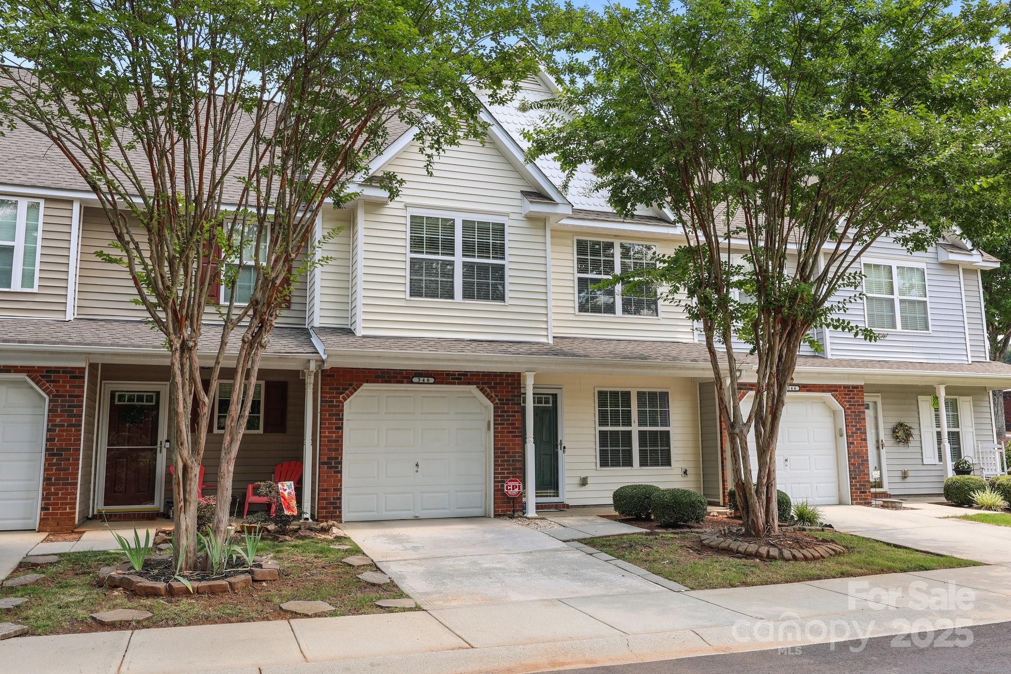 348 Tidmarsh Court Property Photo 1