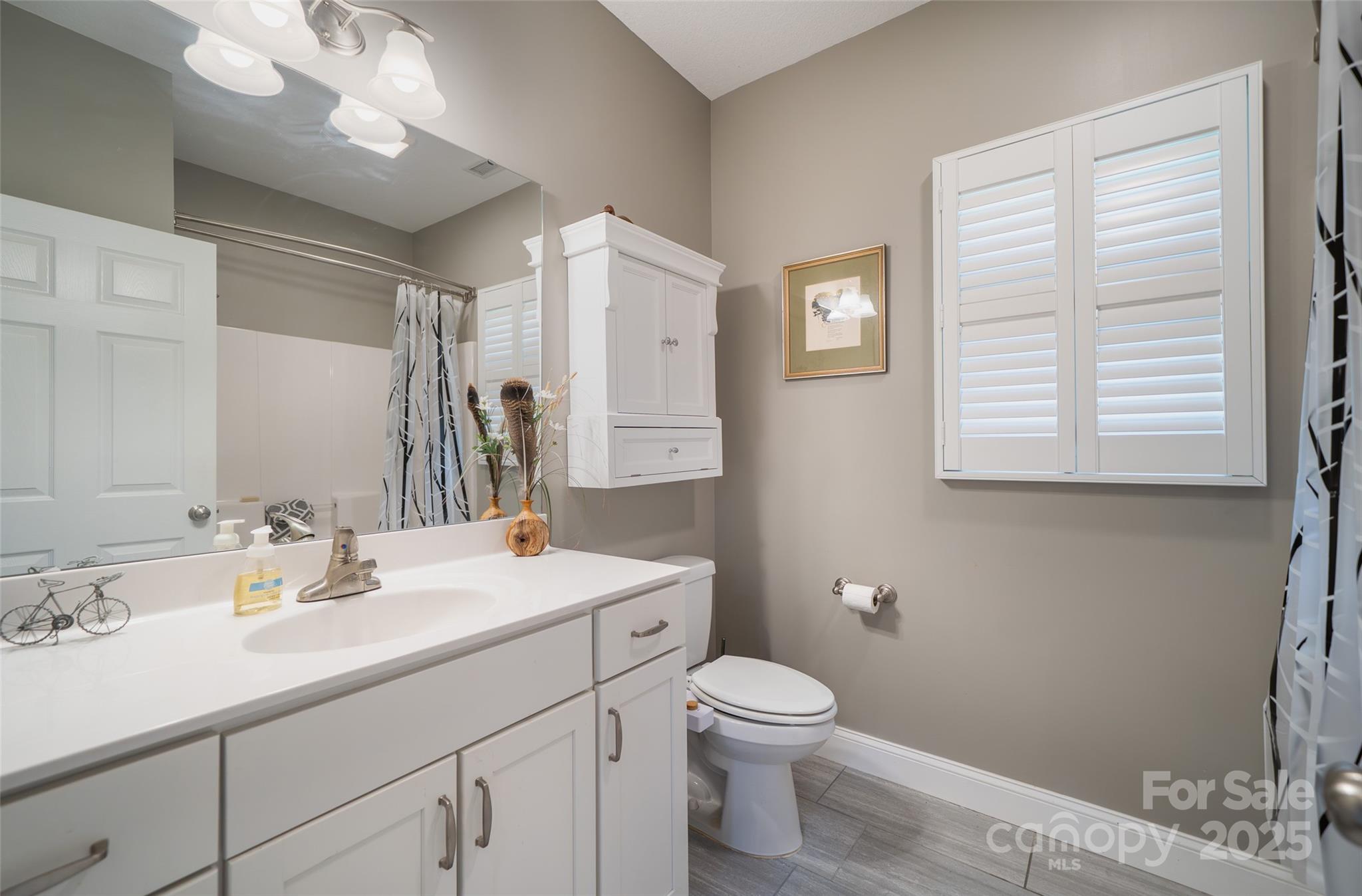 89 Weaver Village Way Property Photo 12