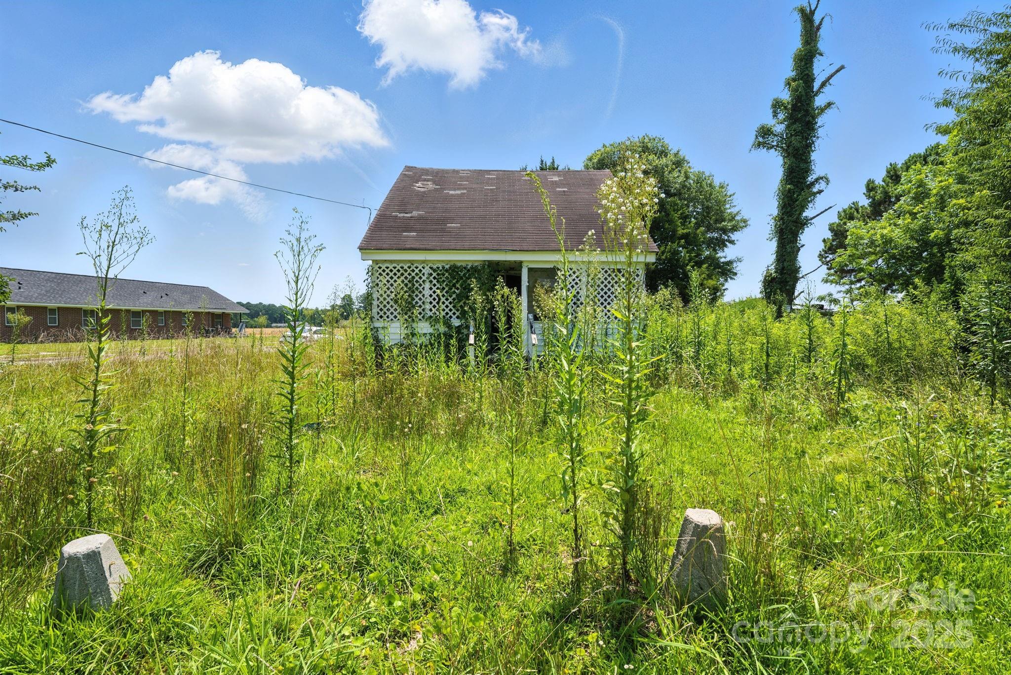 603 Suggs Street Property Photo 1