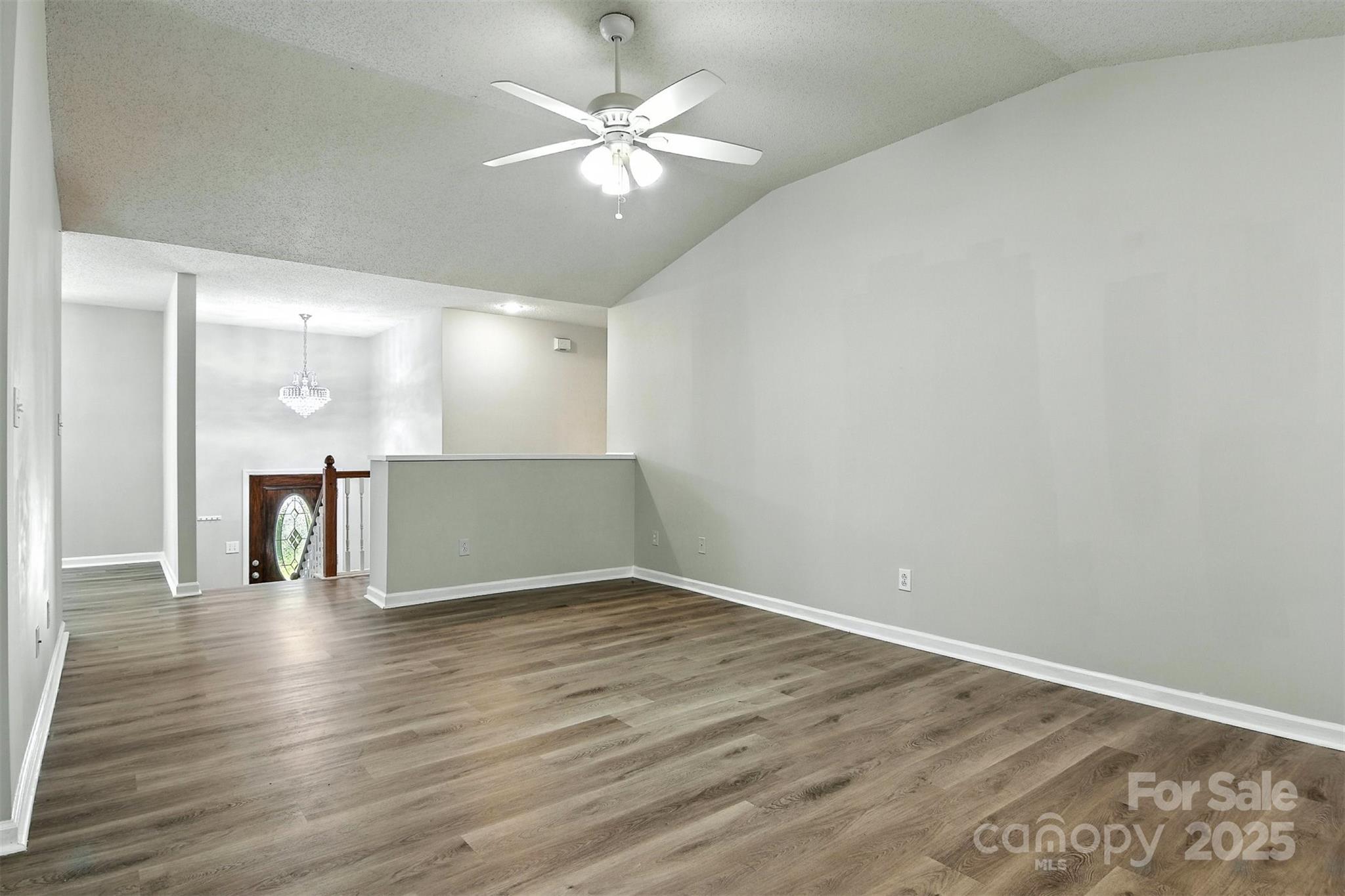 824 17th Avenue Drive Property Photo 8