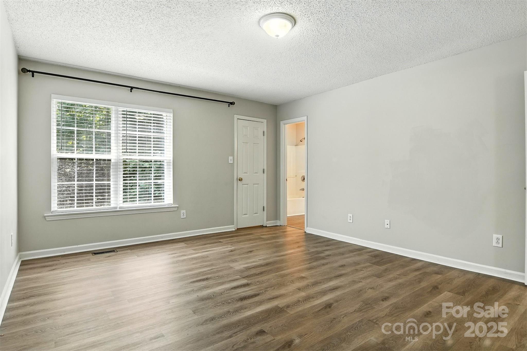 824 17th Avenue Drive Property Photo 23