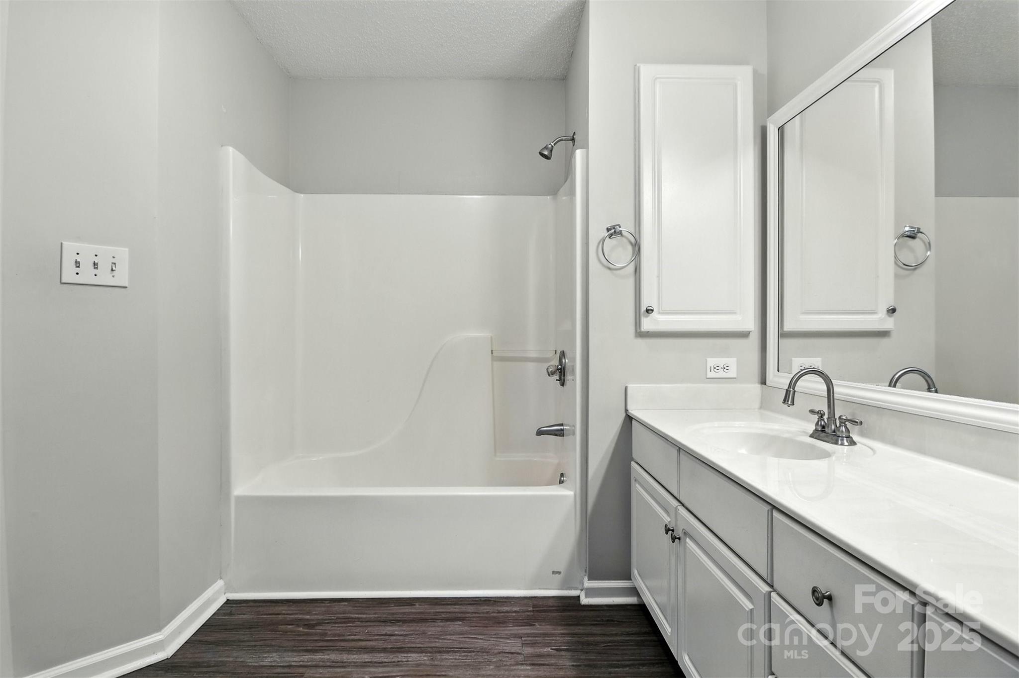 824 17th Avenue Drive Property Photo 25