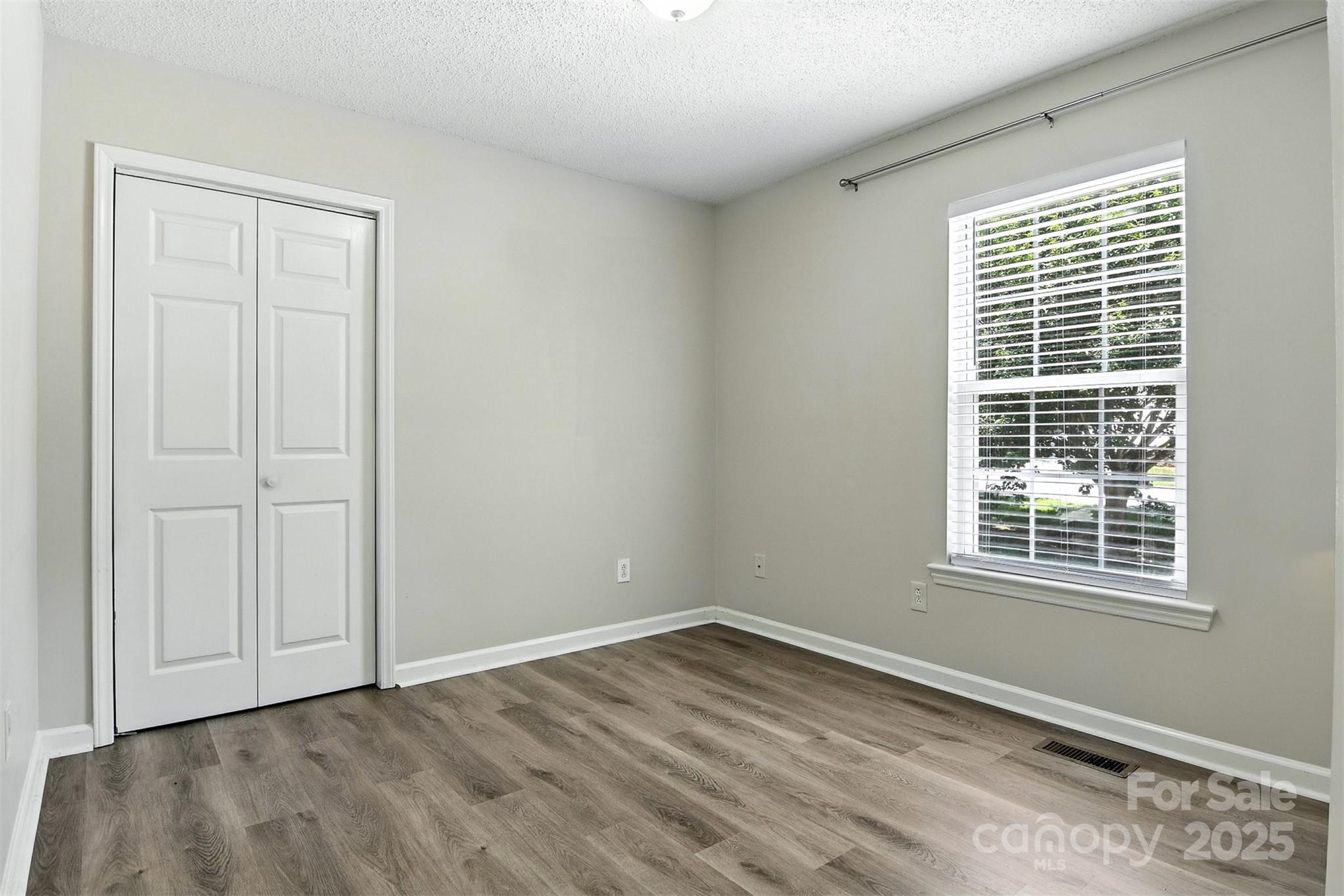 824 17th Avenue Drive Property Photo 26