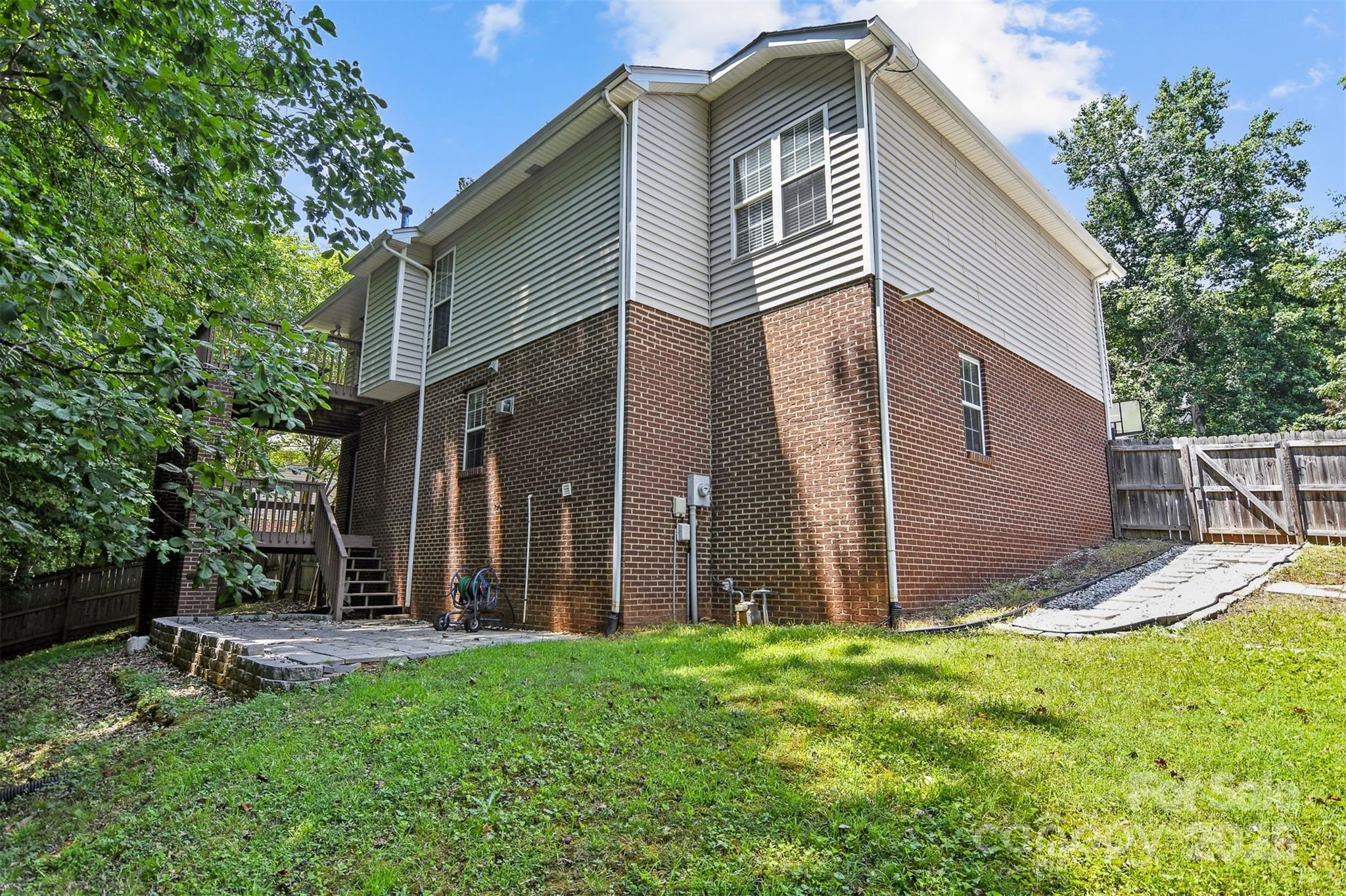 824 17th Avenue Drive Property Photo 37