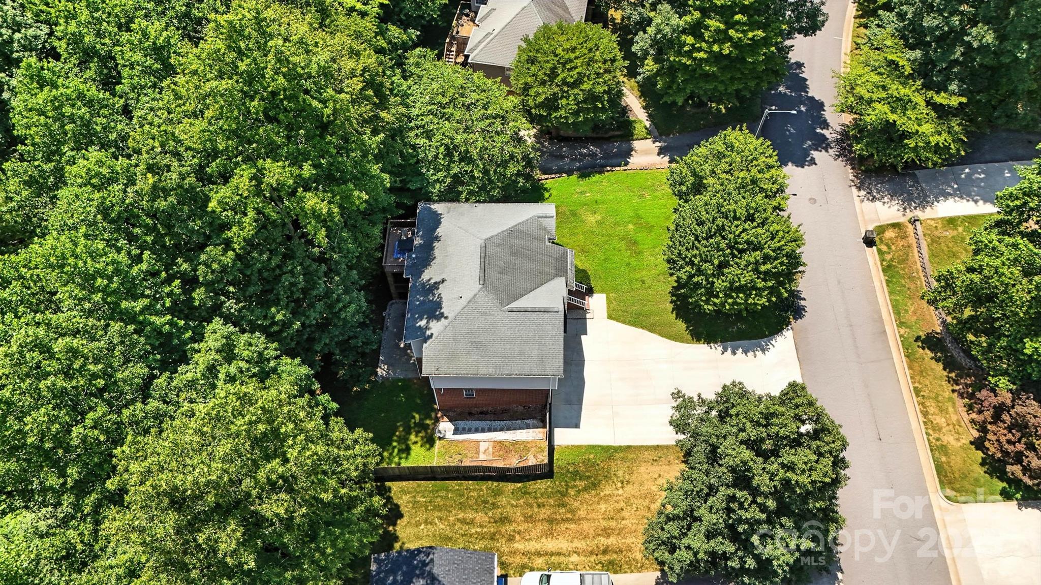 824 17th Avenue Drive Property Photo 45