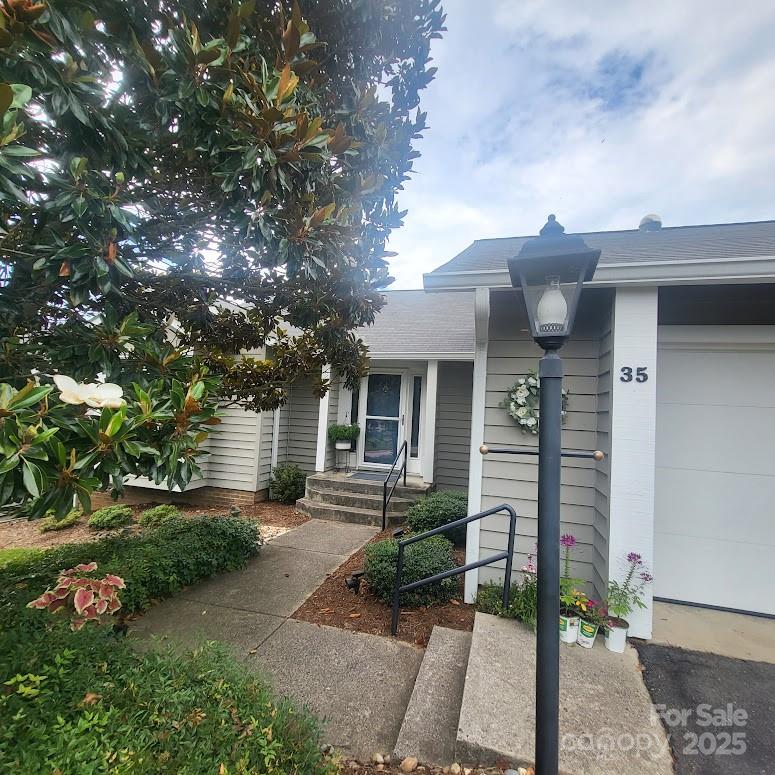 35 Cedarcliff Circle Property Photo