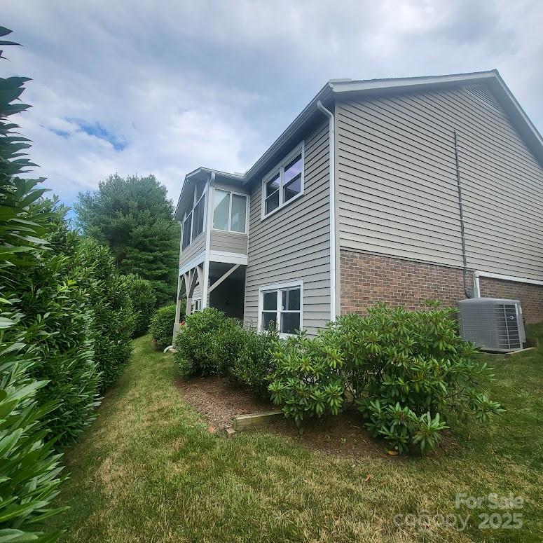 35 Cedarcliff Circle Property Photo 4