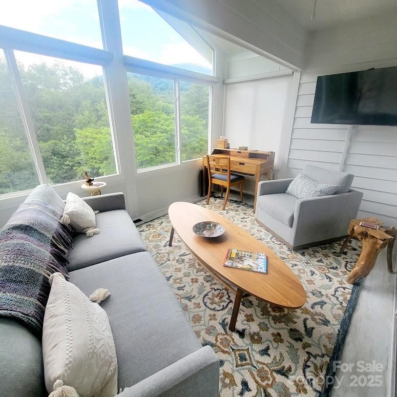 35 Cedarcliff Circle Property Photo 13