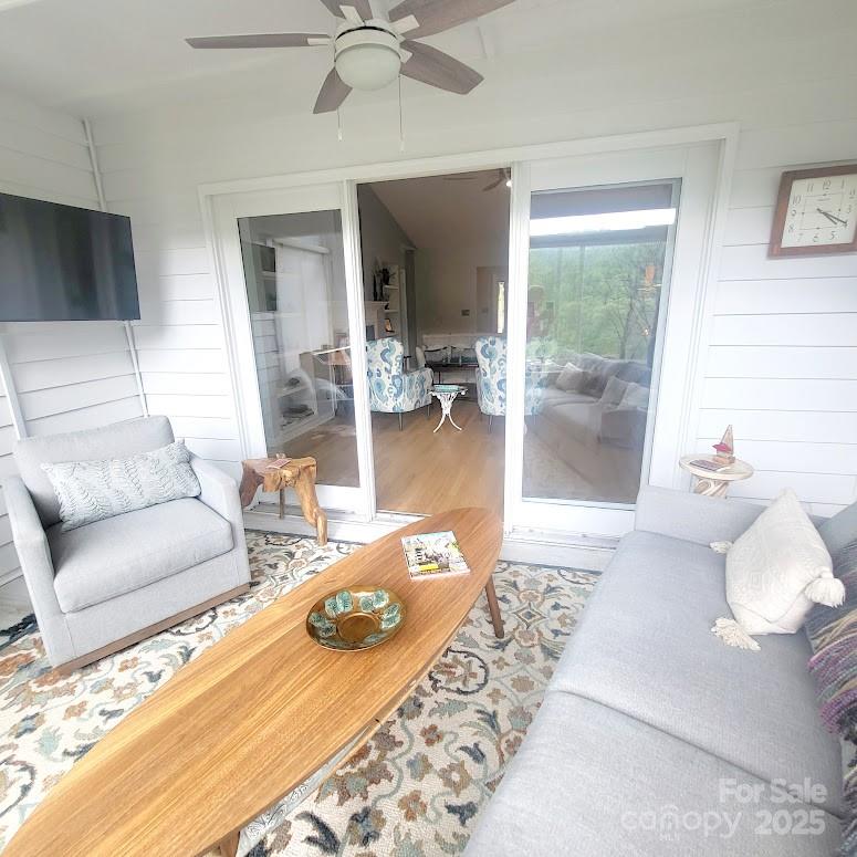 35 Cedarcliff Circle Property Photo 14