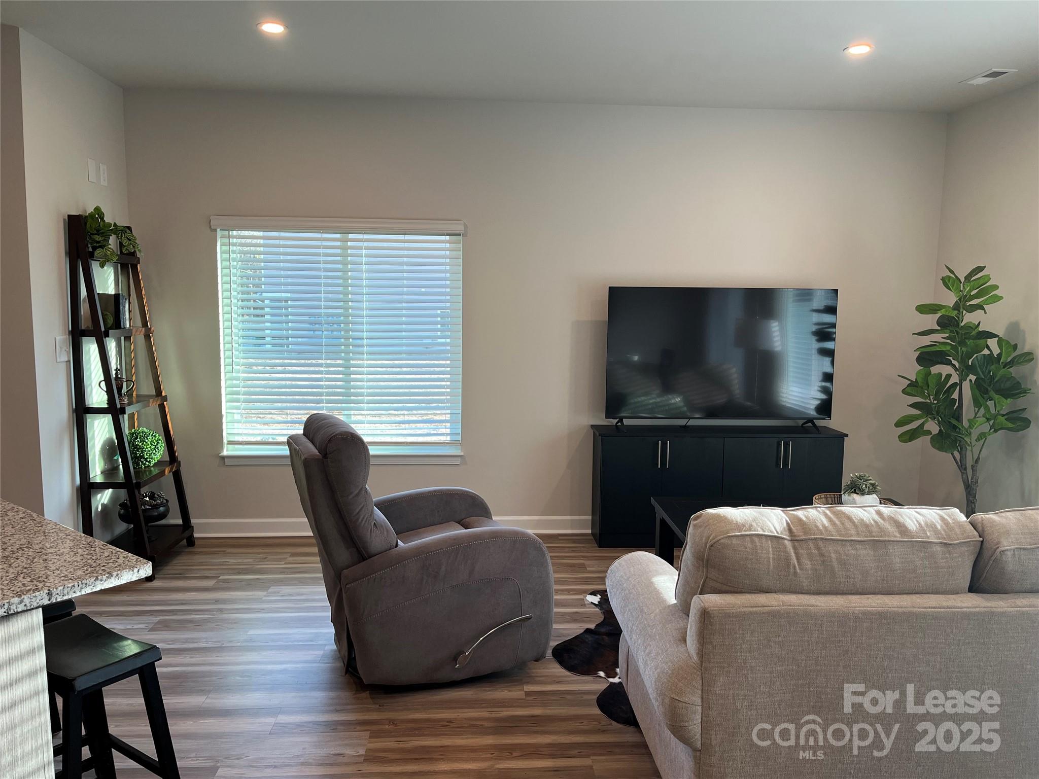 226 South Elm Street Property Photo 7