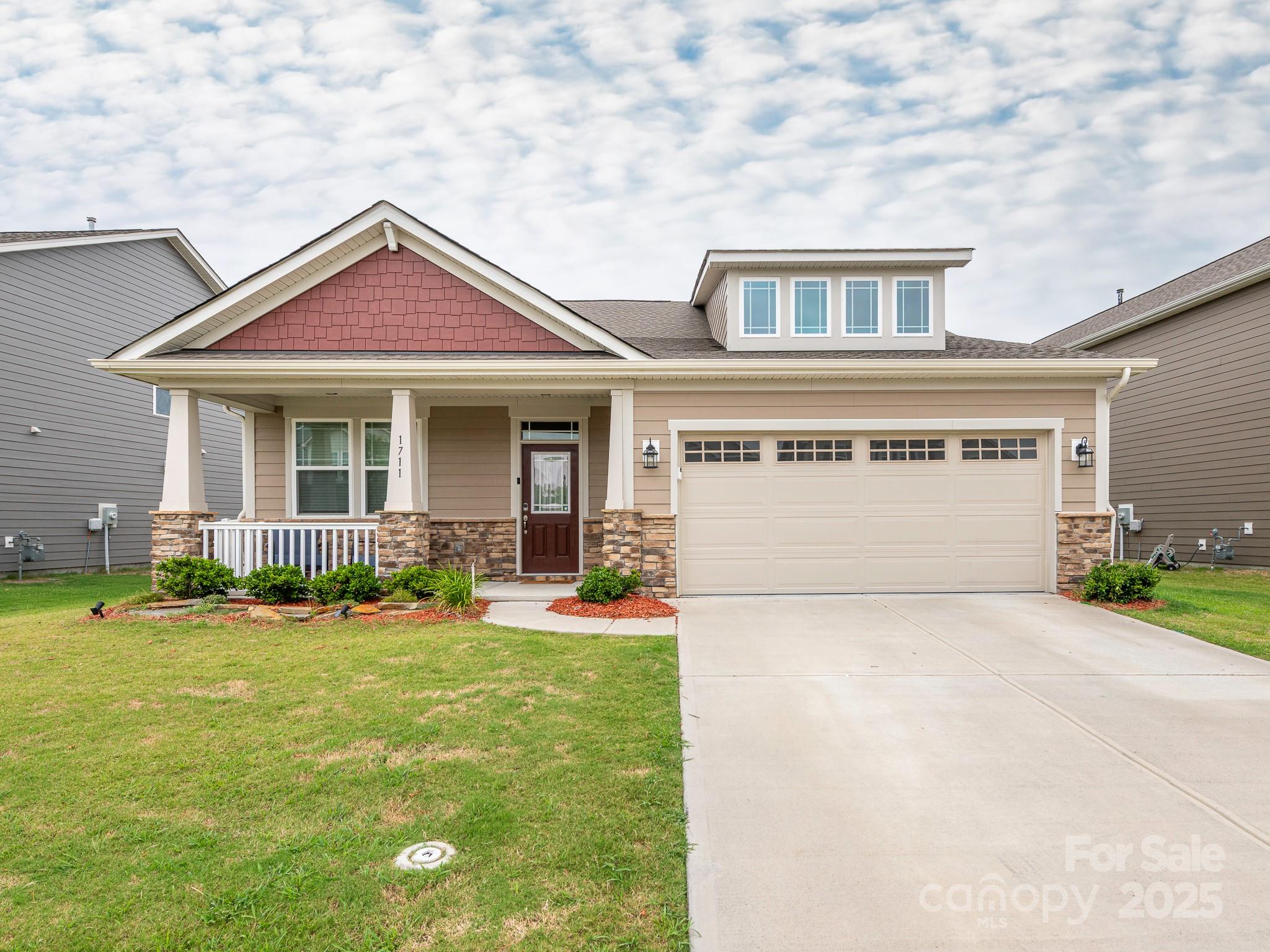 1711 Woodend Drive Property Photo 14