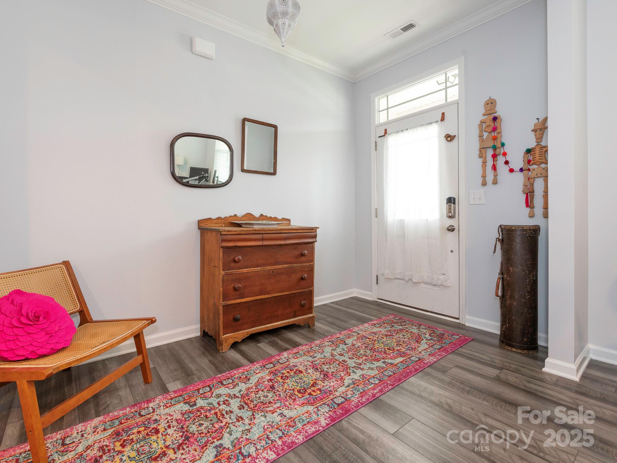 1711 Woodend Drive Property Photo 15