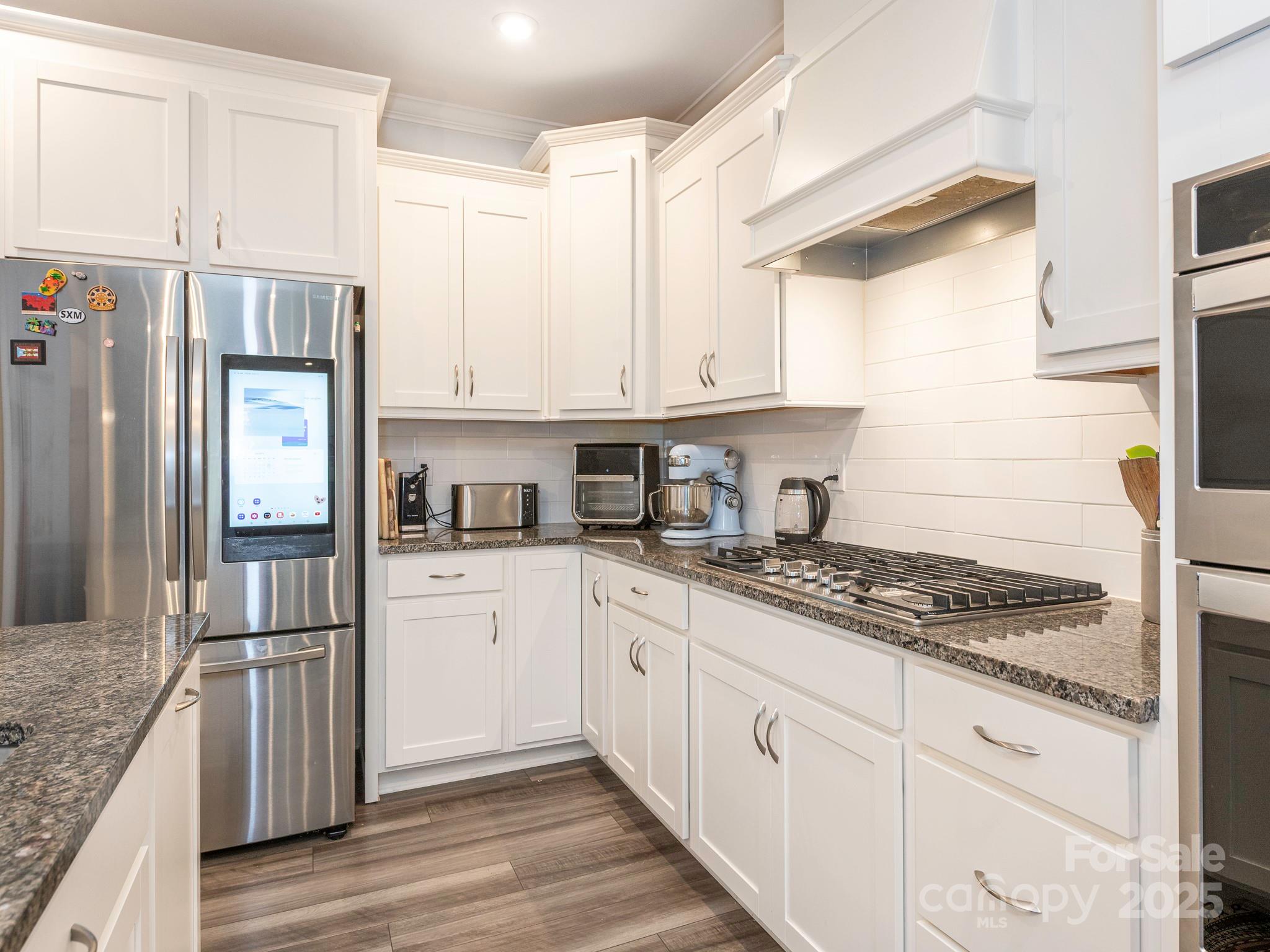 1711 Woodend Drive Property Photo 19