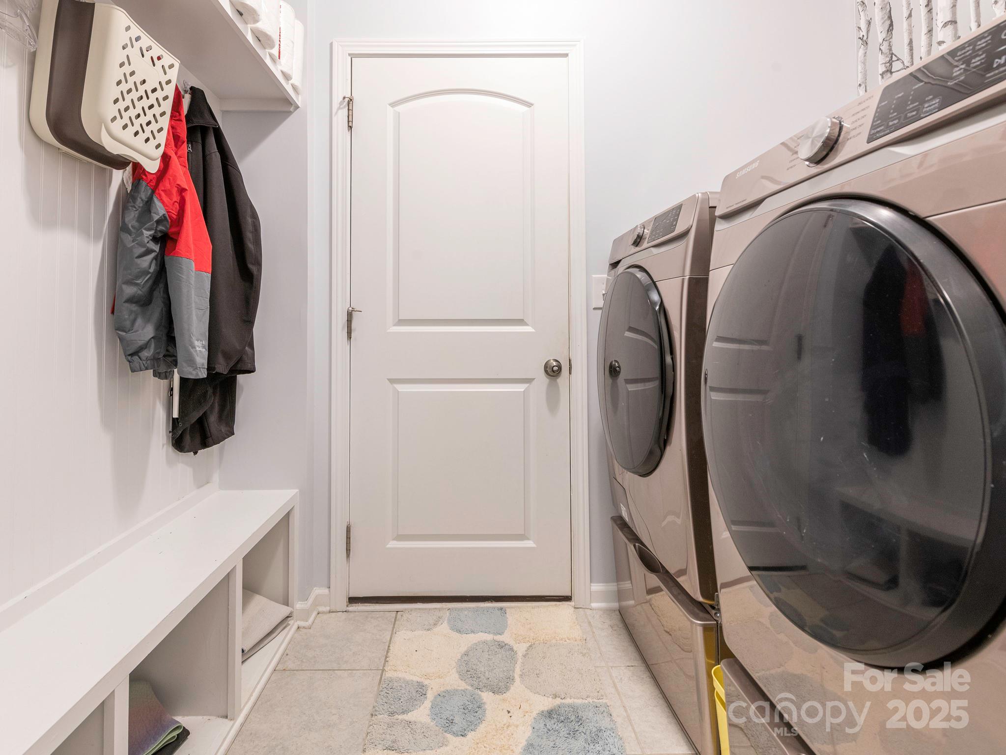 1711 Woodend Drive Property Photo 37