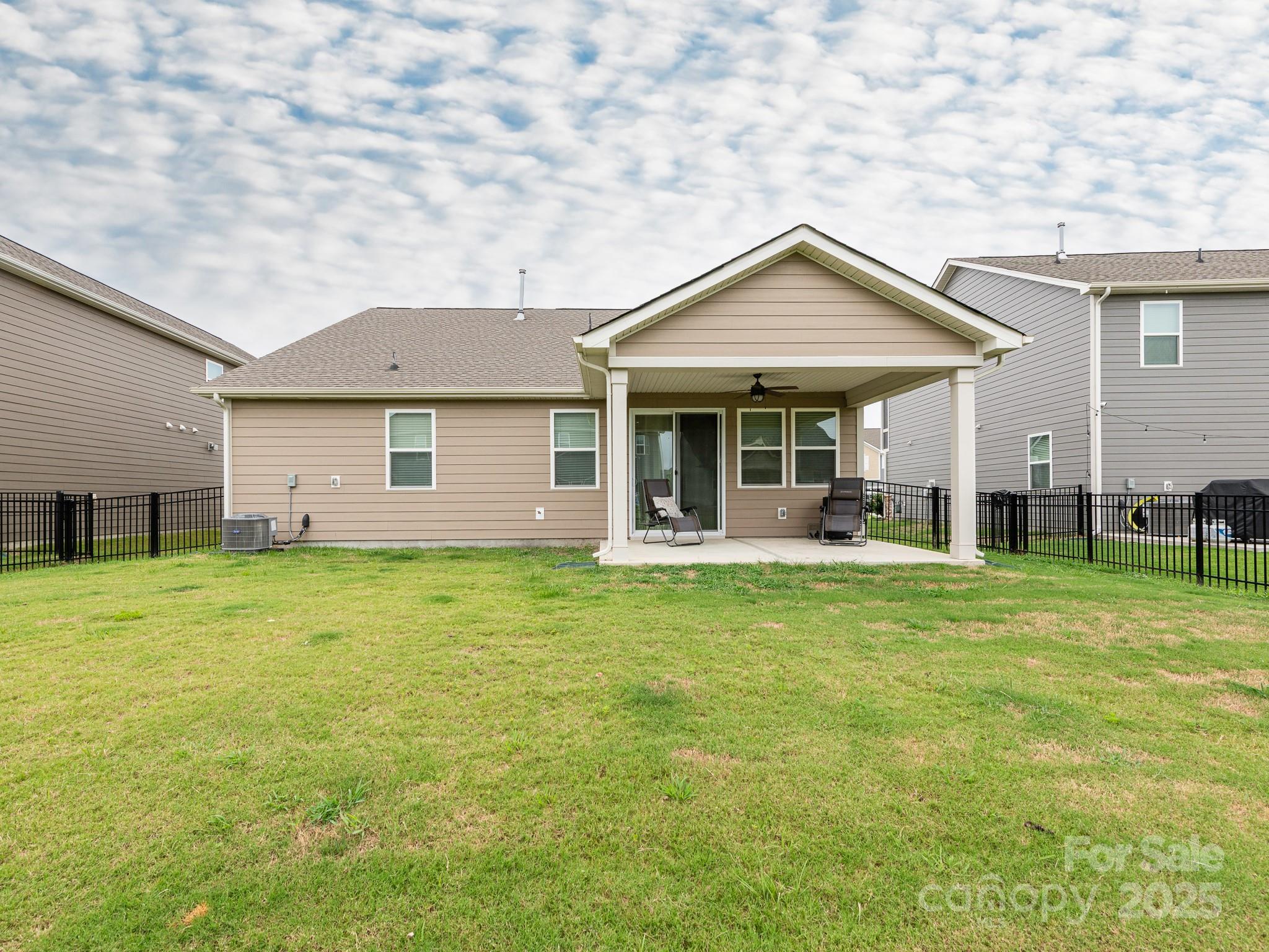 1711 Woodend Drive Property Photo 40