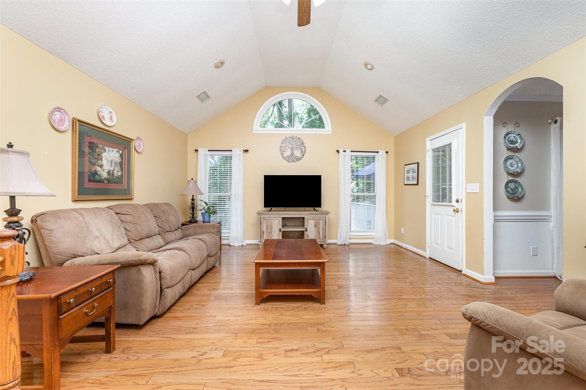 101 Citation Lane Property Photo 16