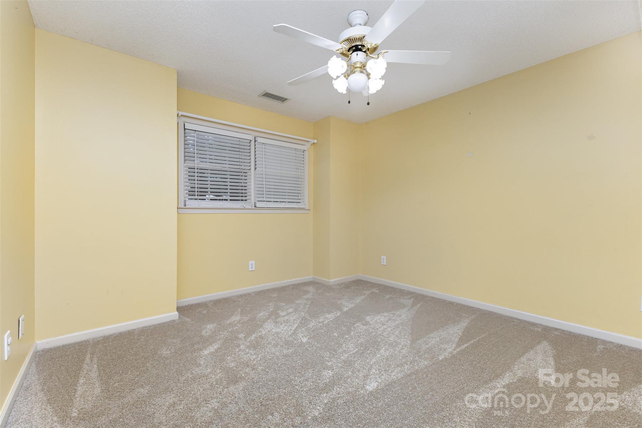 101 Citation Lane Property Photo 31