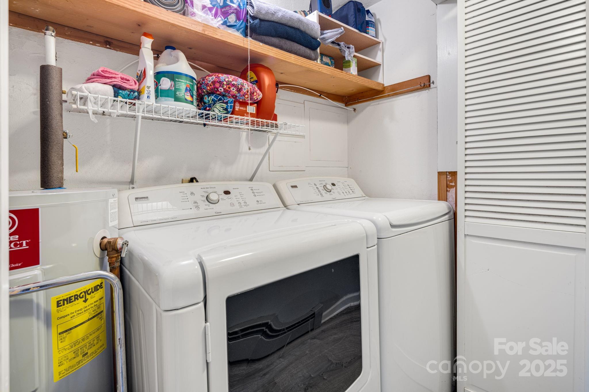 1058 Howard Gap Loop Road Property Photo 12