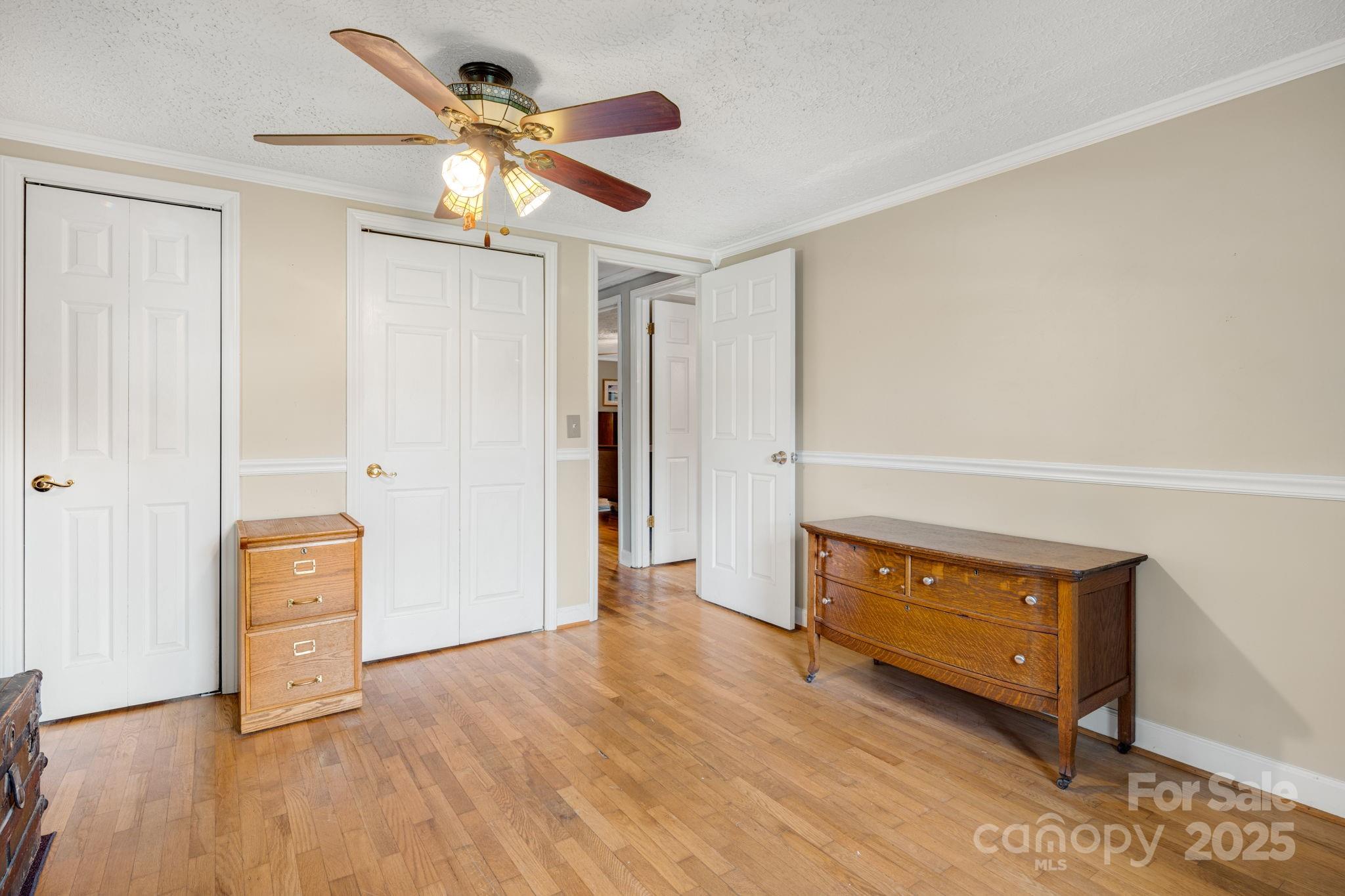 1058 Howard Gap Loop Road Property Photo 21