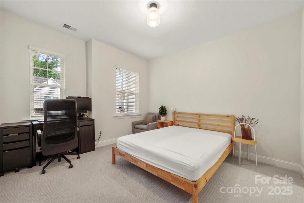 5021 Catterick Court Property Photo 13