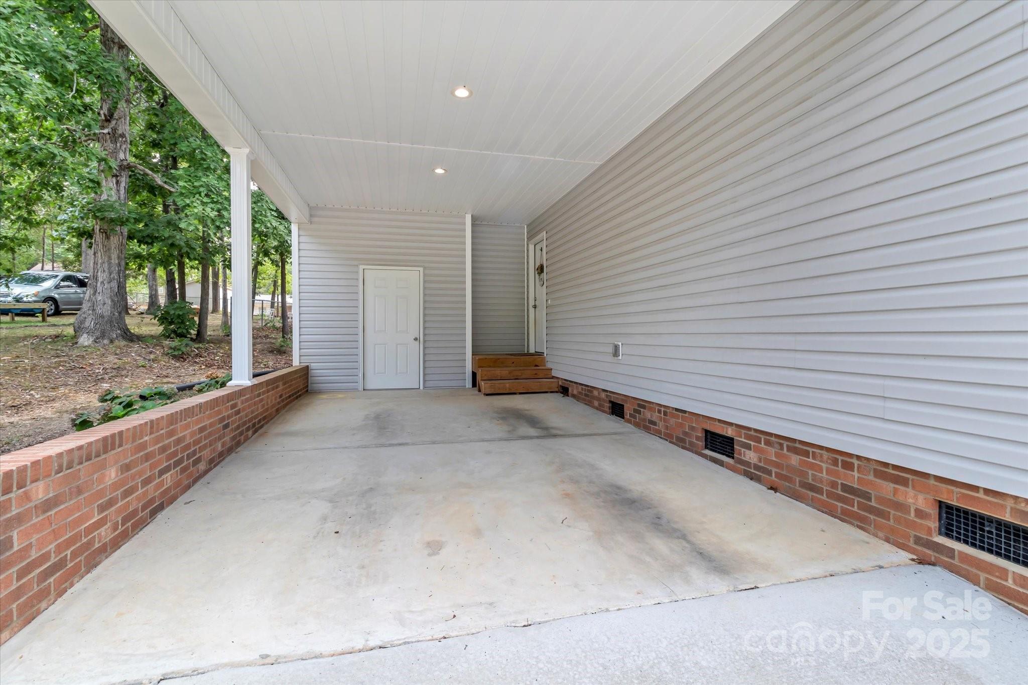 1447 Carmel Road Property Photo 7
