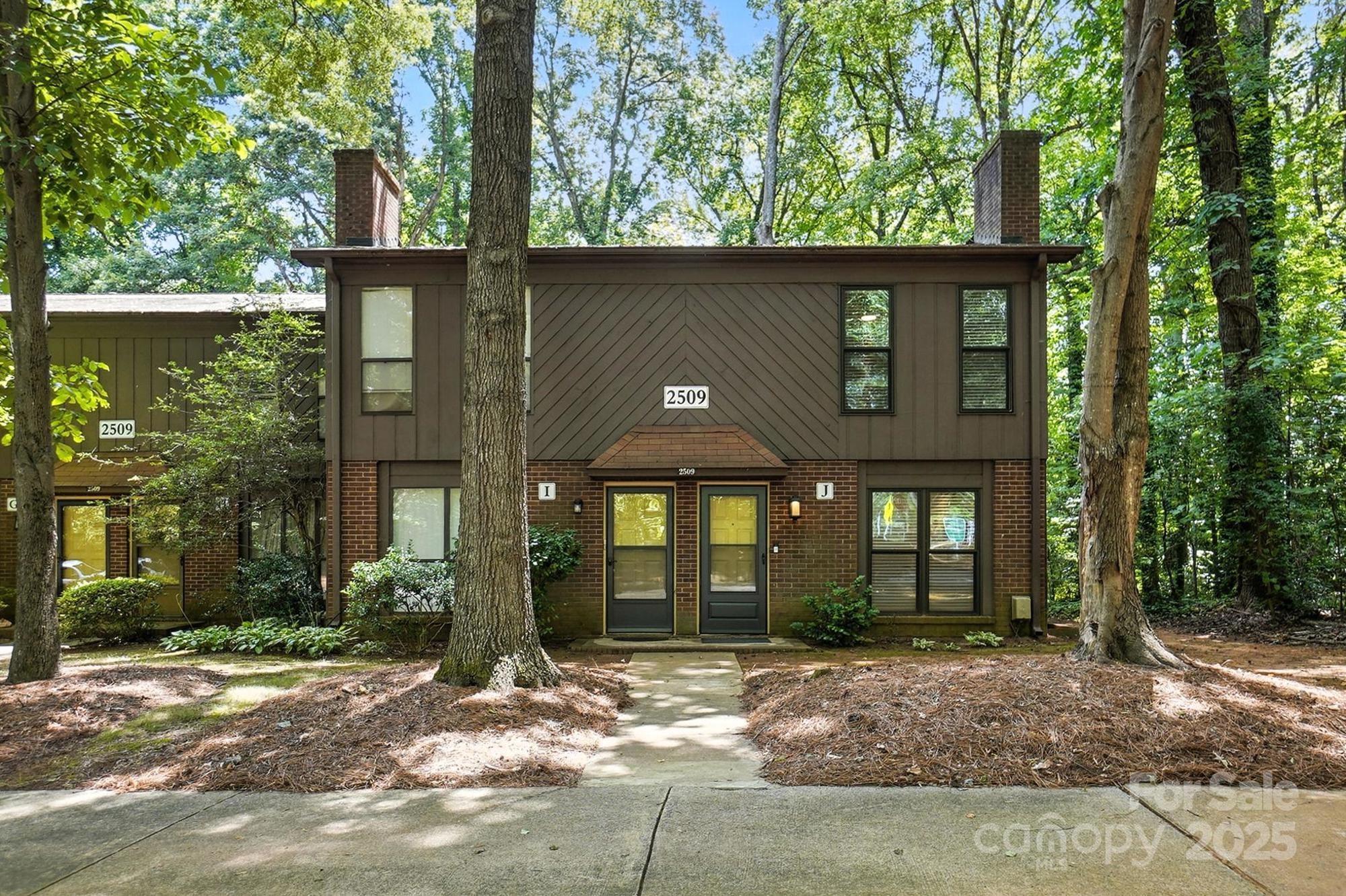 2509 Kilborne Drive J Property Photo 4