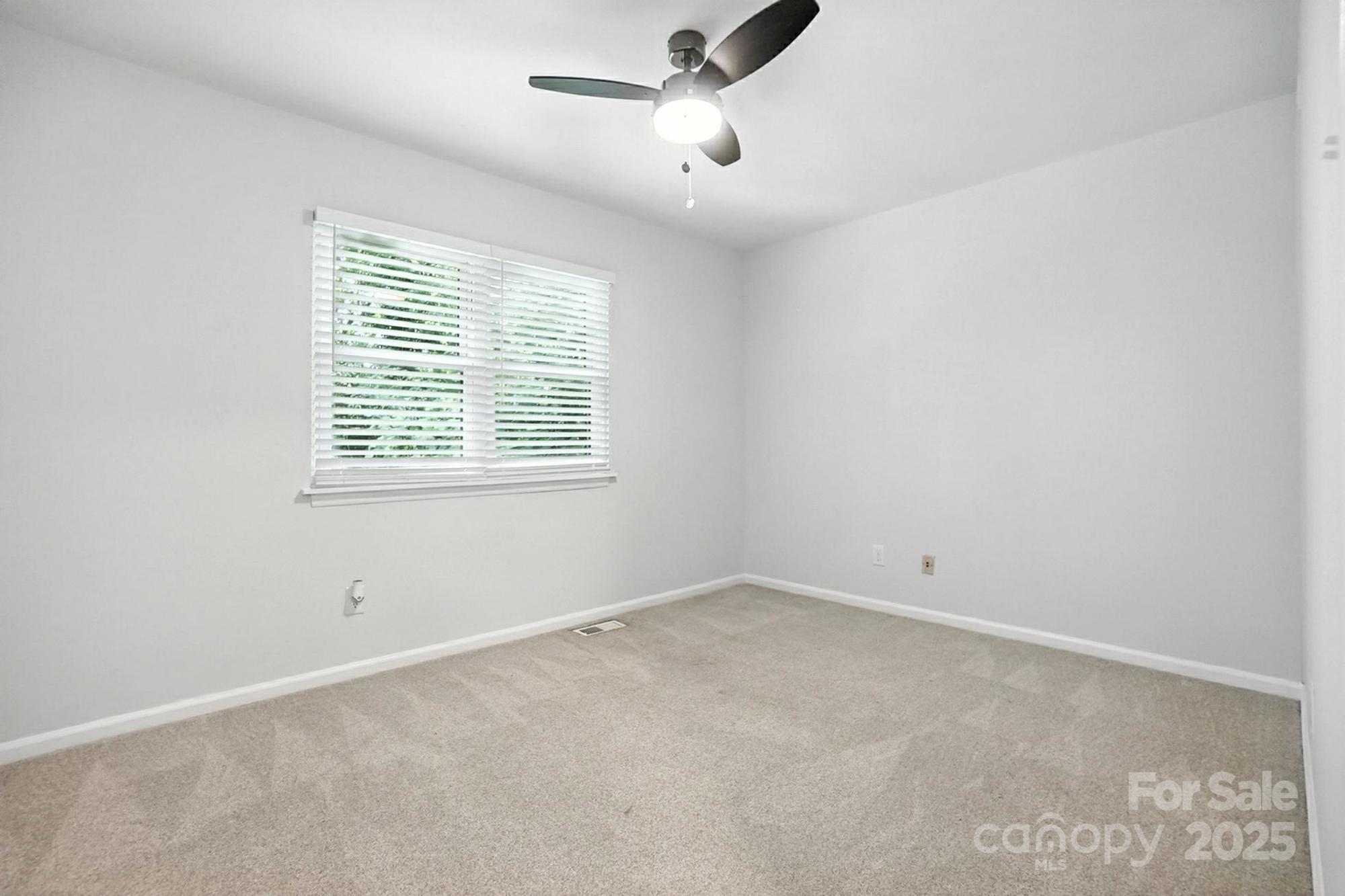2509 Kilborne Drive J Property Photo 22