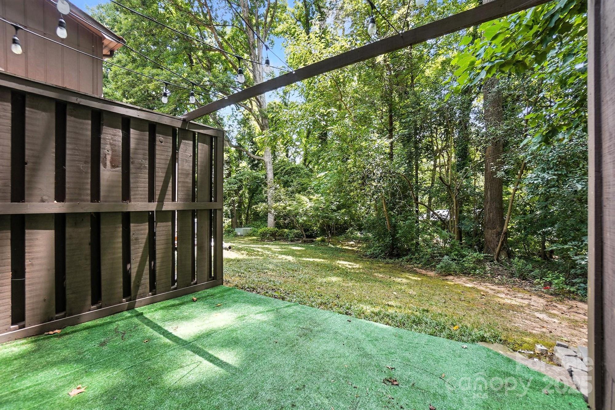 2509 Kilborne Drive J Property Photo 26