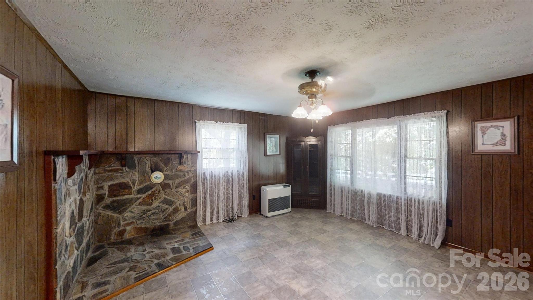 560 Bailey Mountain Road Property Photo 12