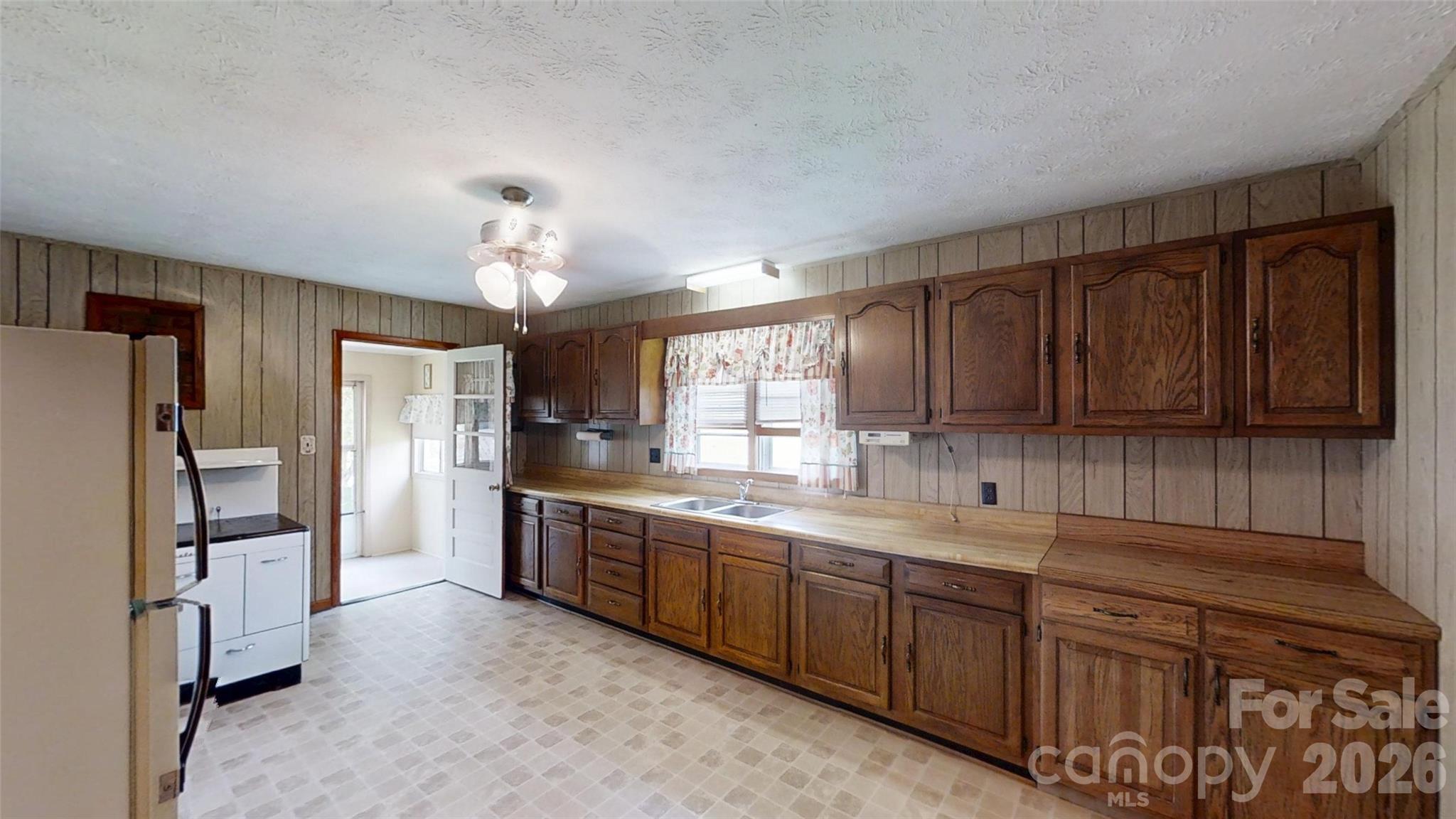 560 Bailey Mountain Road Property Photo 22