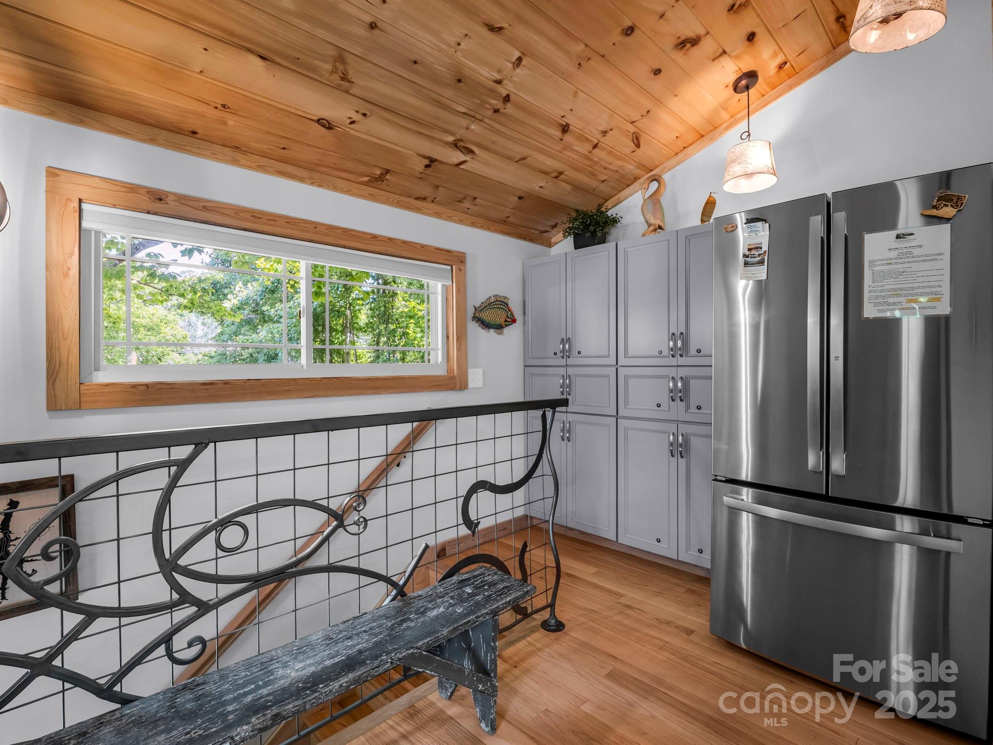 417 Tryon Bay Circle Property Photo 8