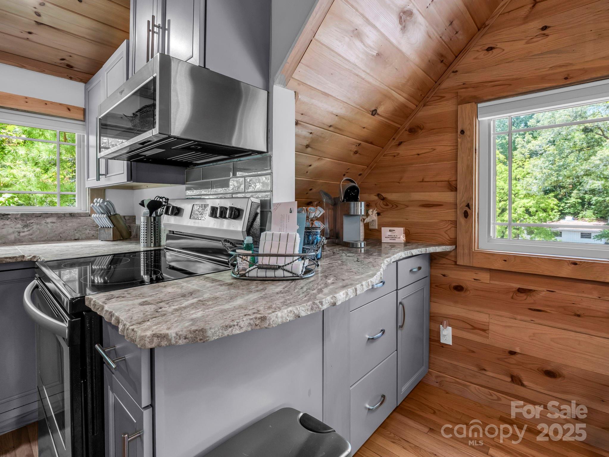 417 Tryon Bay Circle Property Photo 11