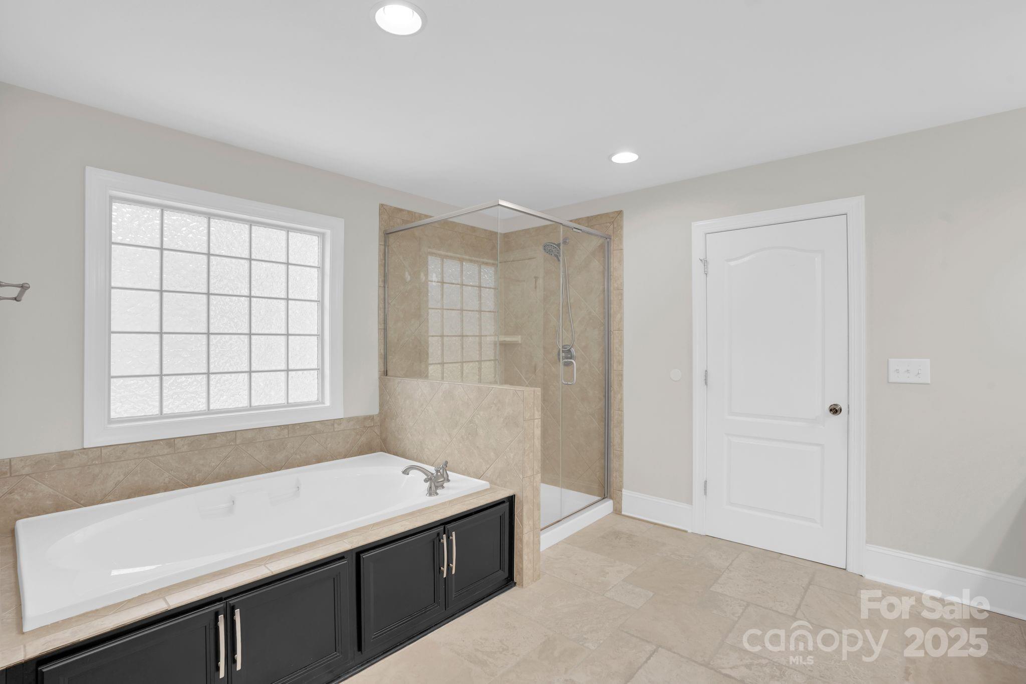 12515 Hashanli Place Property Photo 14
