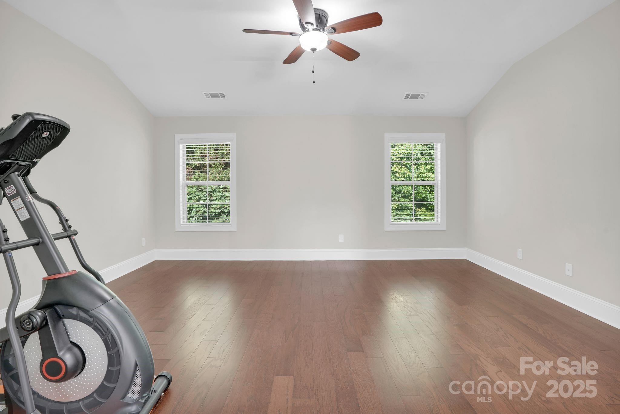 12515 Hashanli Place Property Photo 18