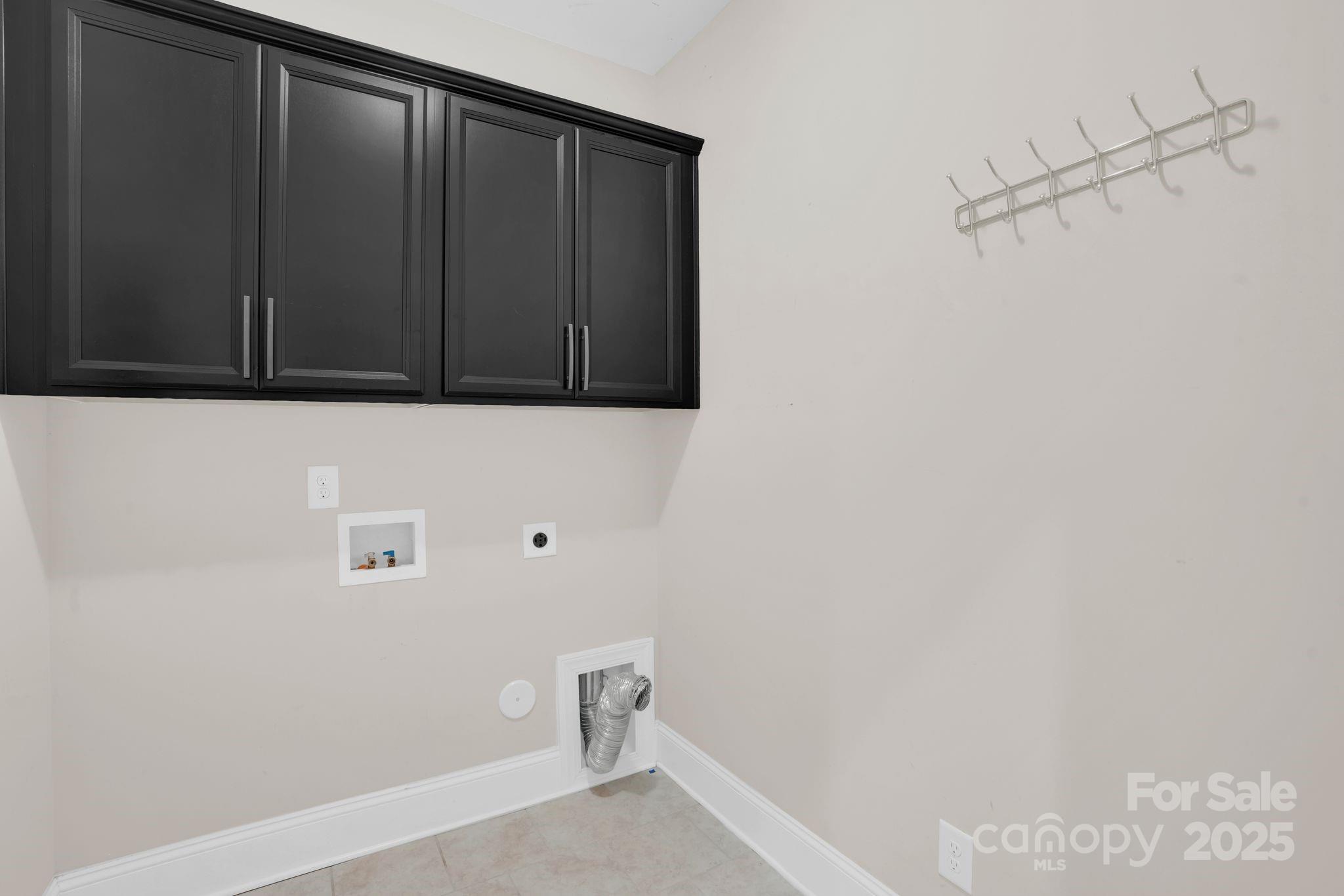 12515 Hashanli Place Property Photo 28