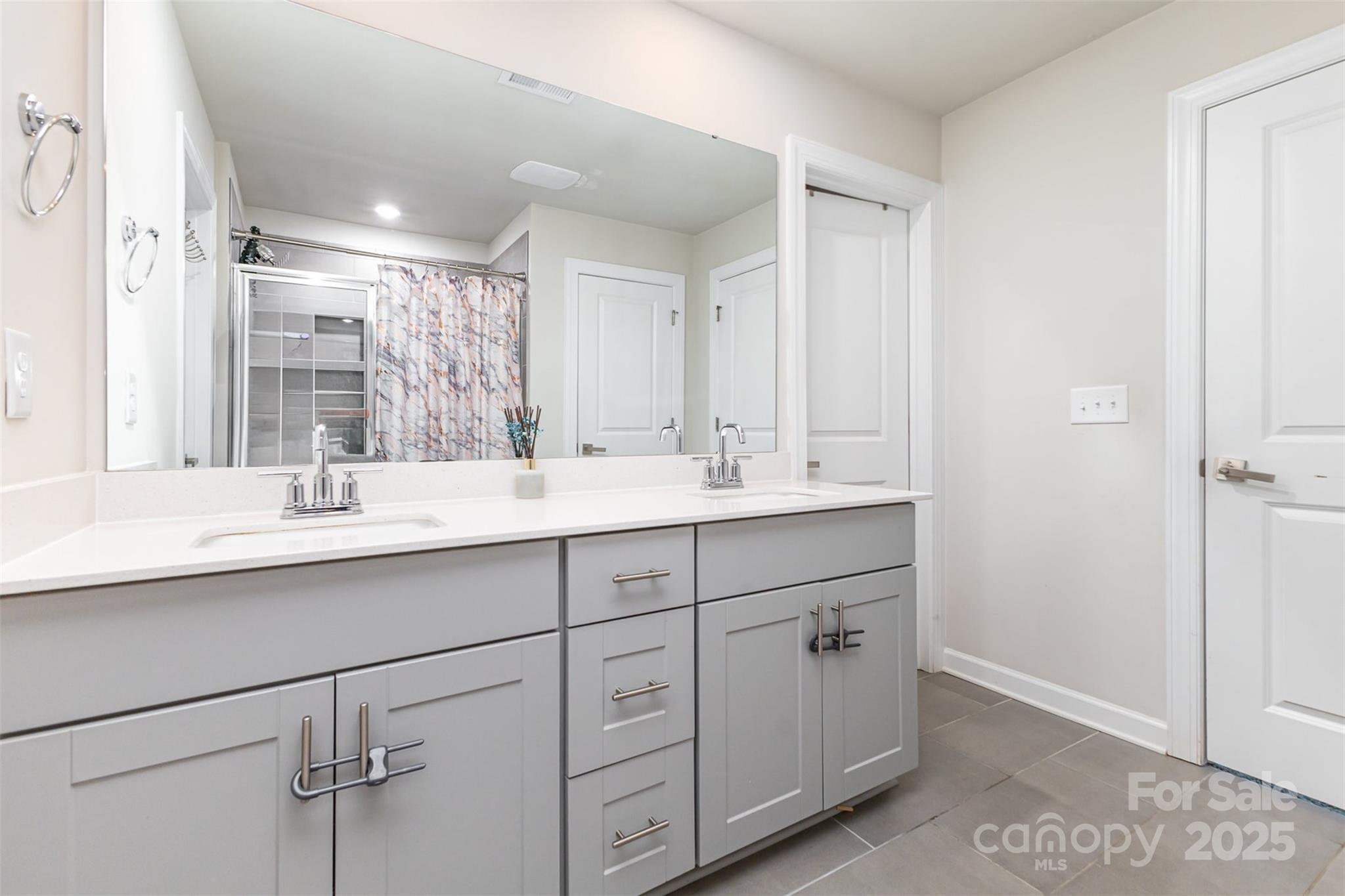 3514 Peach Cobbler Street Property Photo 13