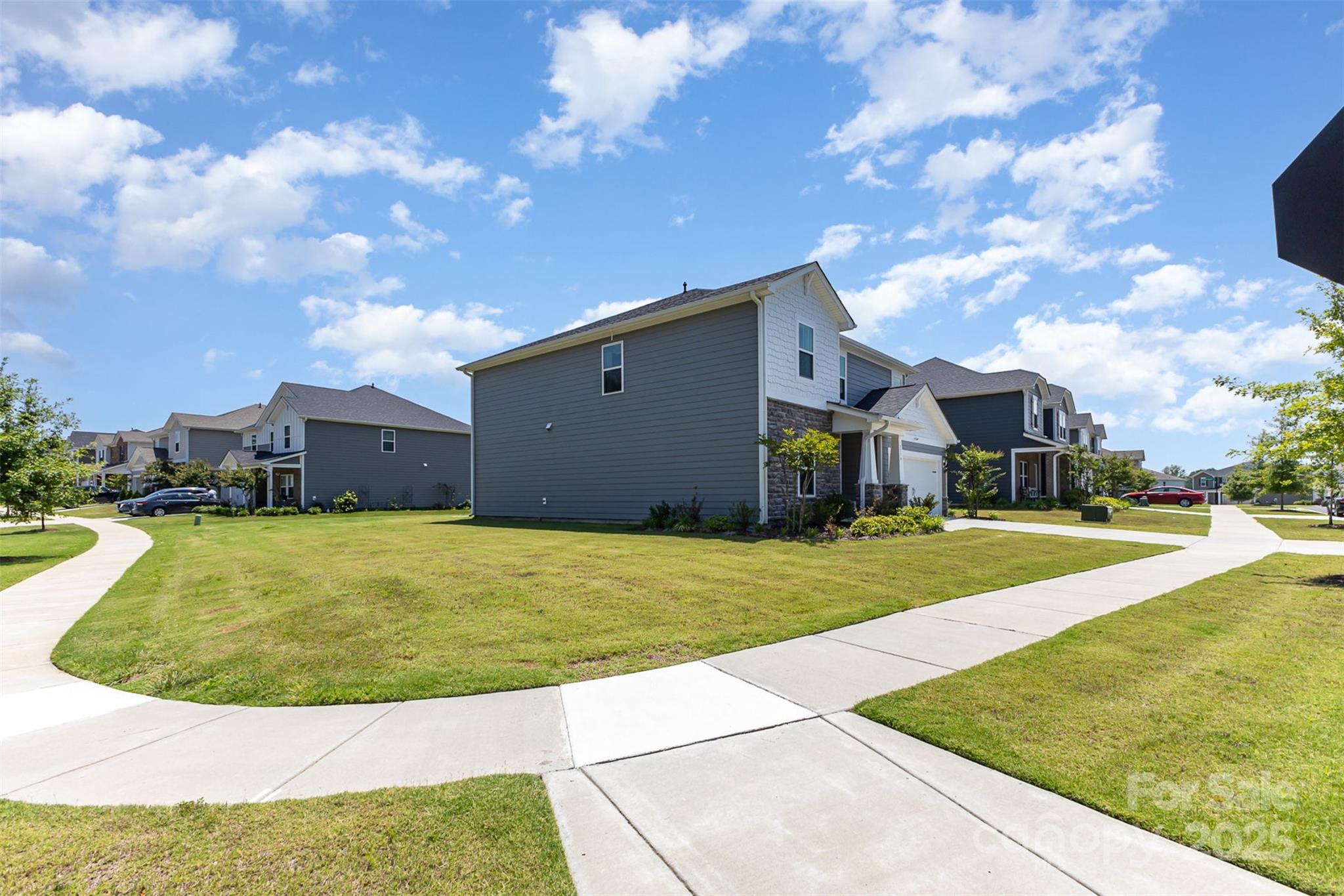 3514 Peach Cobbler Street Property Photo 24