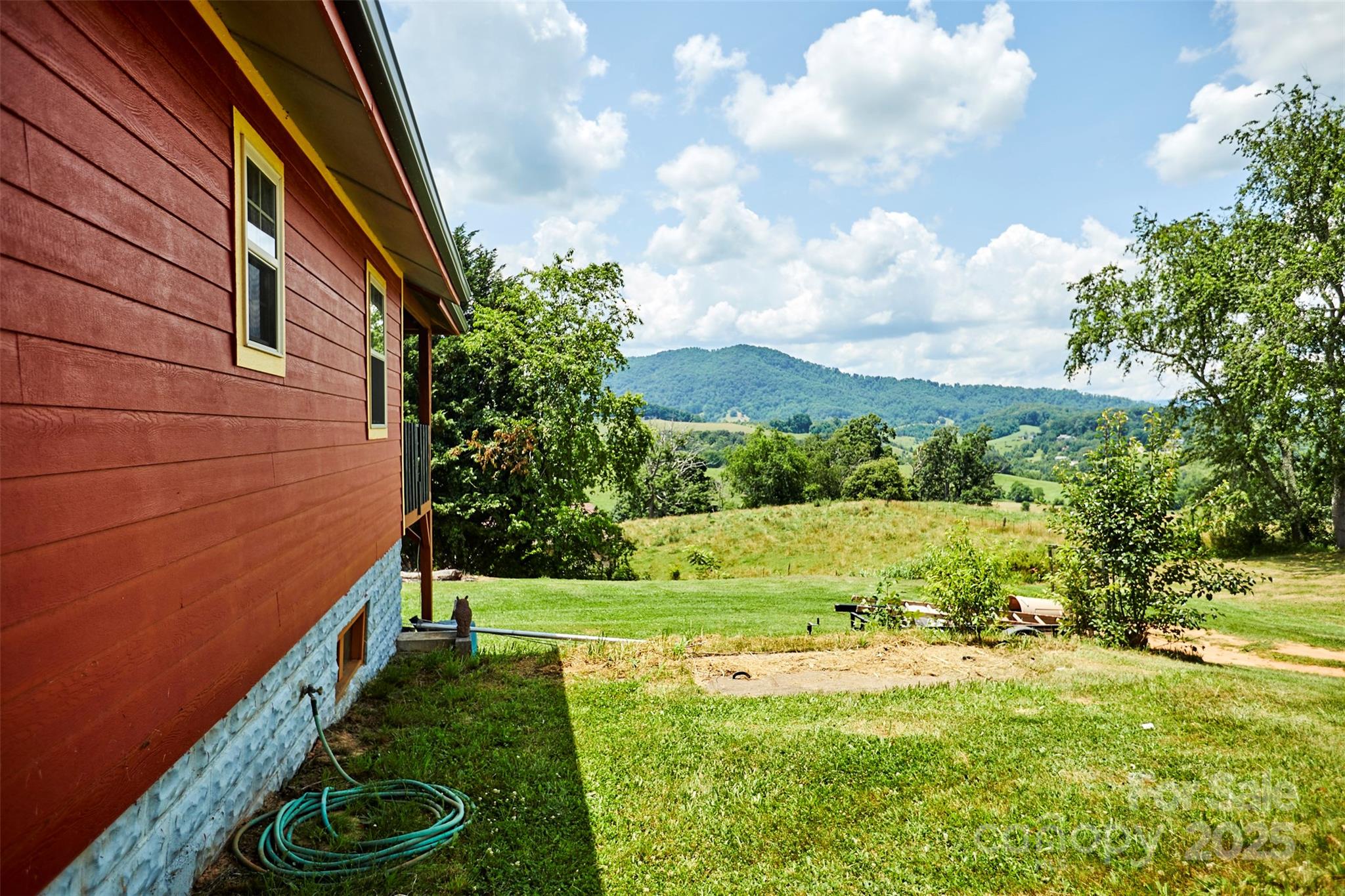 529 Old Newfound Road Property Photo 10