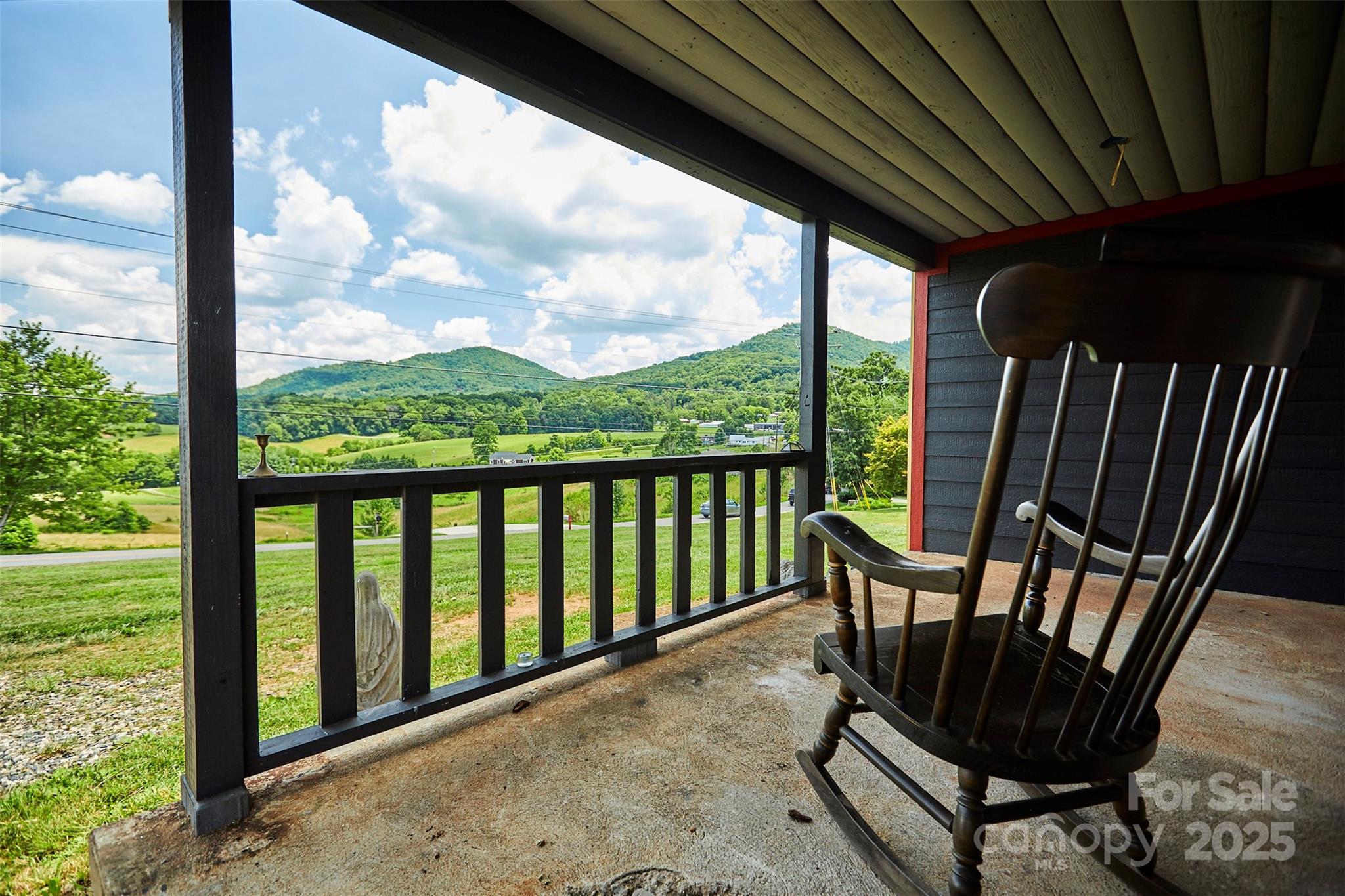 529 Old Newfound Road Property Photo 11