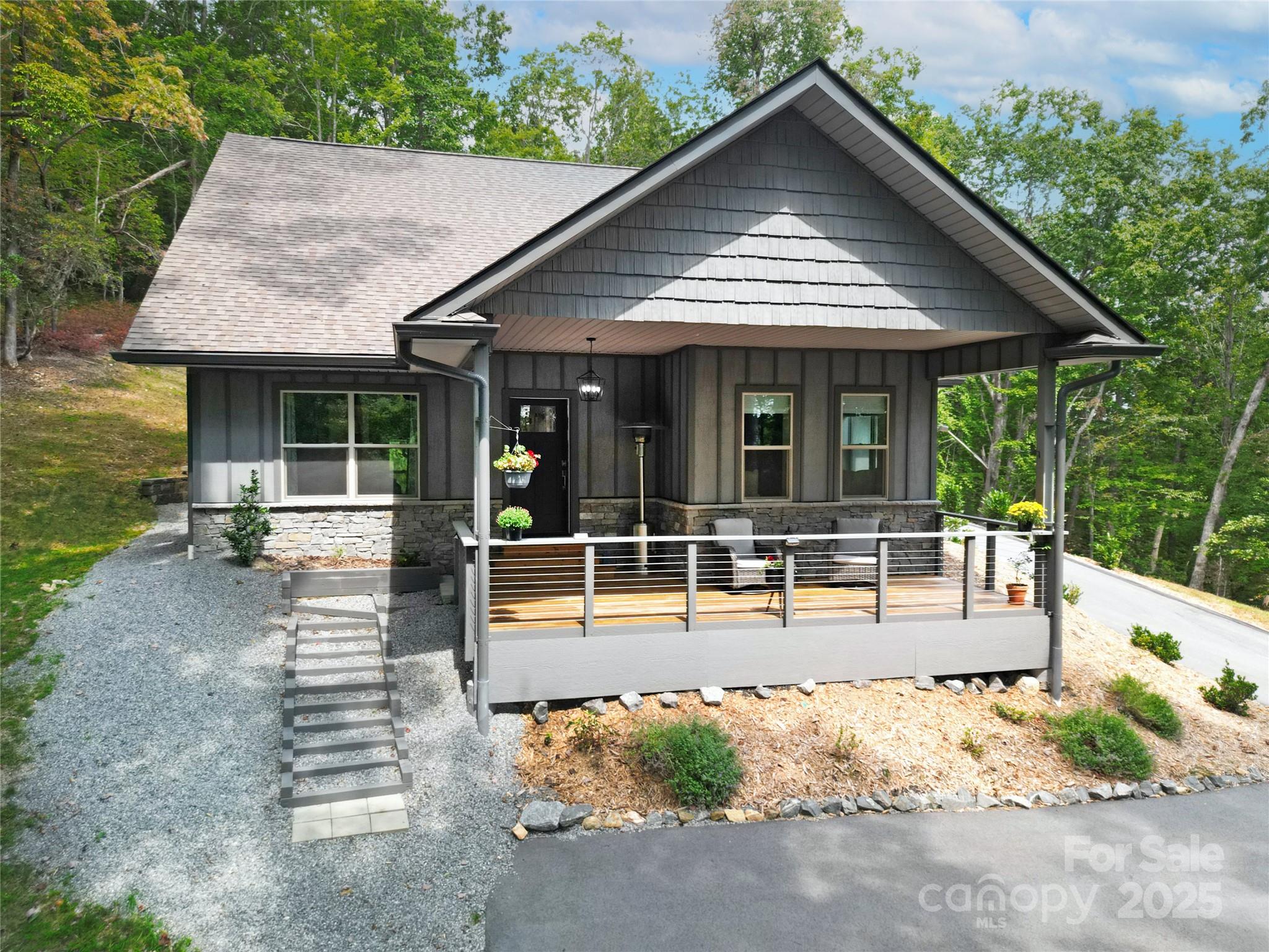 151 Unoga Court Property Photo 1