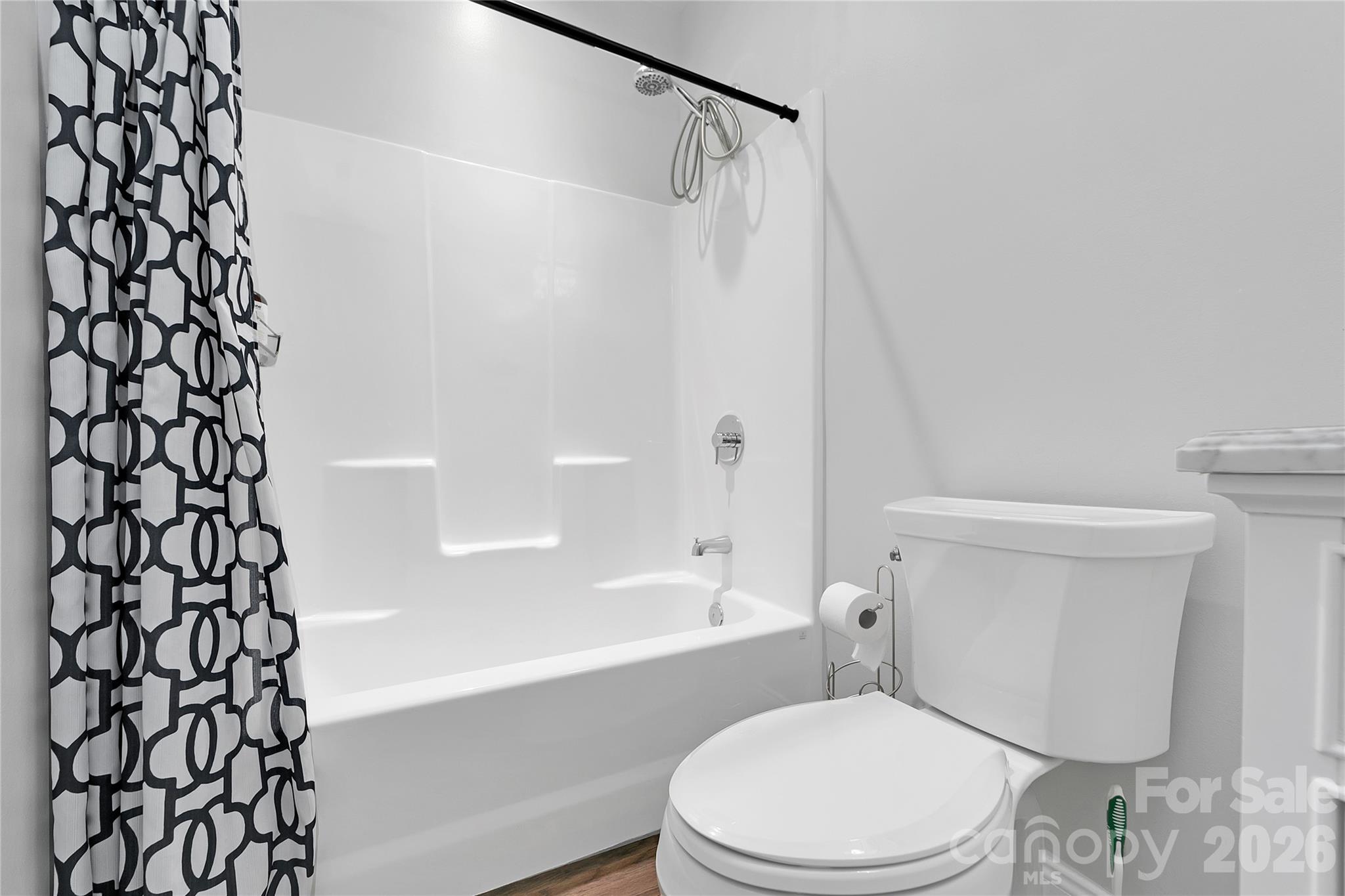 151 Unoga Court Property Photo 41