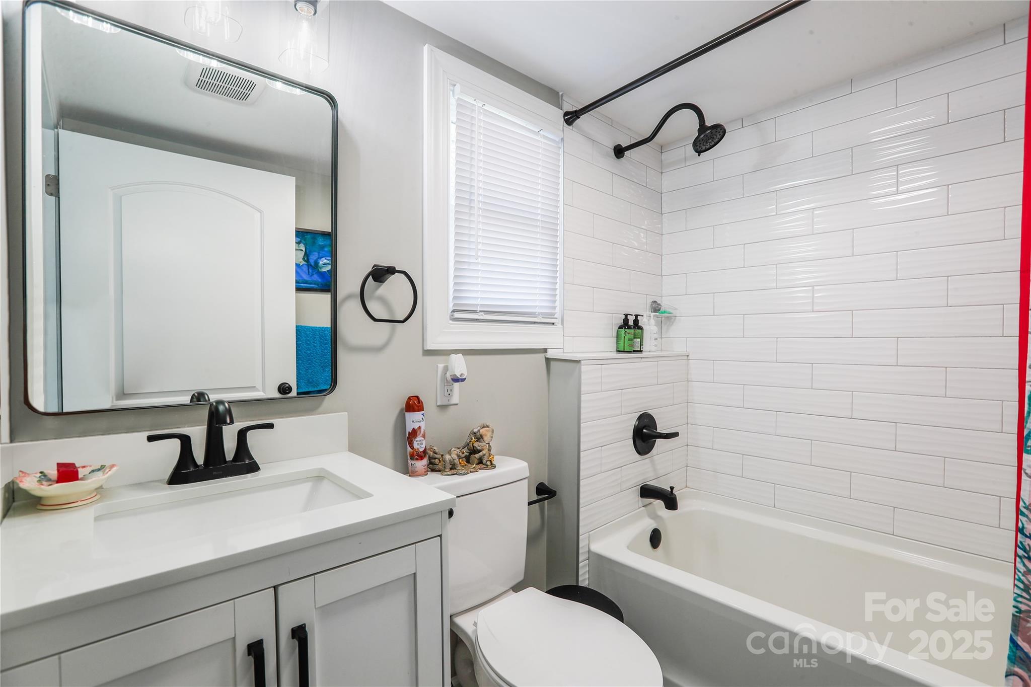 605 W Mason Street Property Photo 11