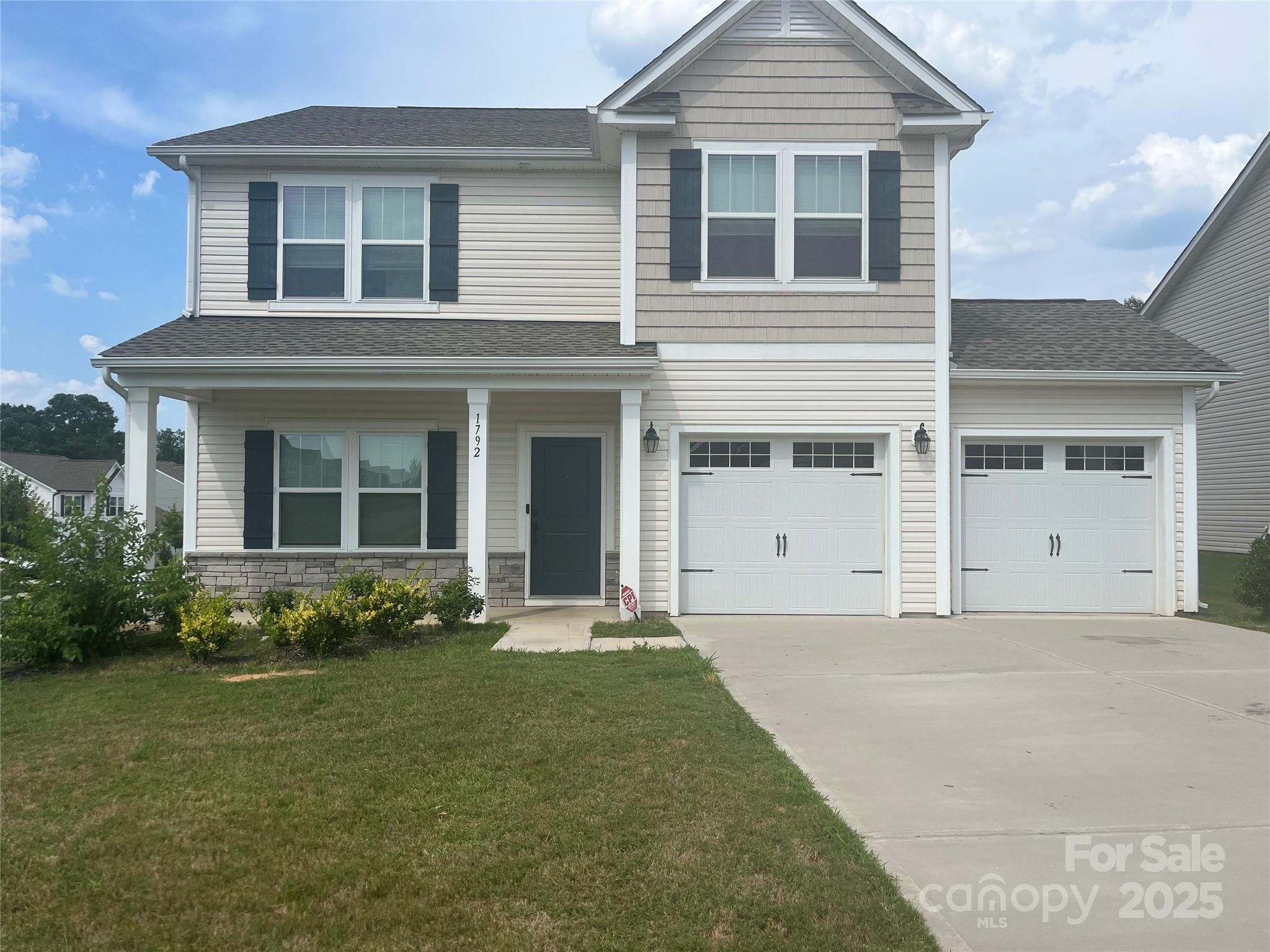 1792 Savannah Lane Property Photo 1